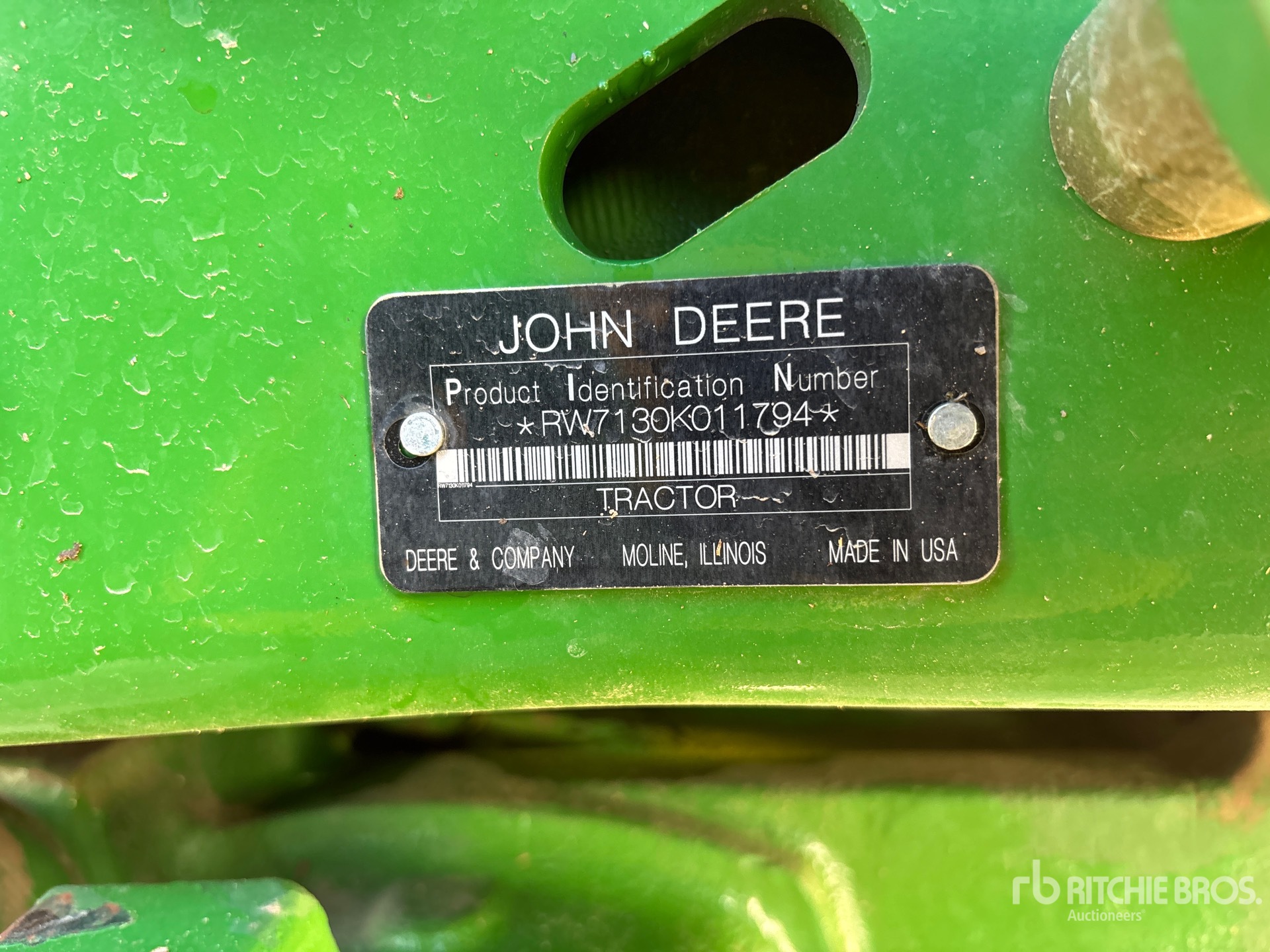 2009 John Deere 7130