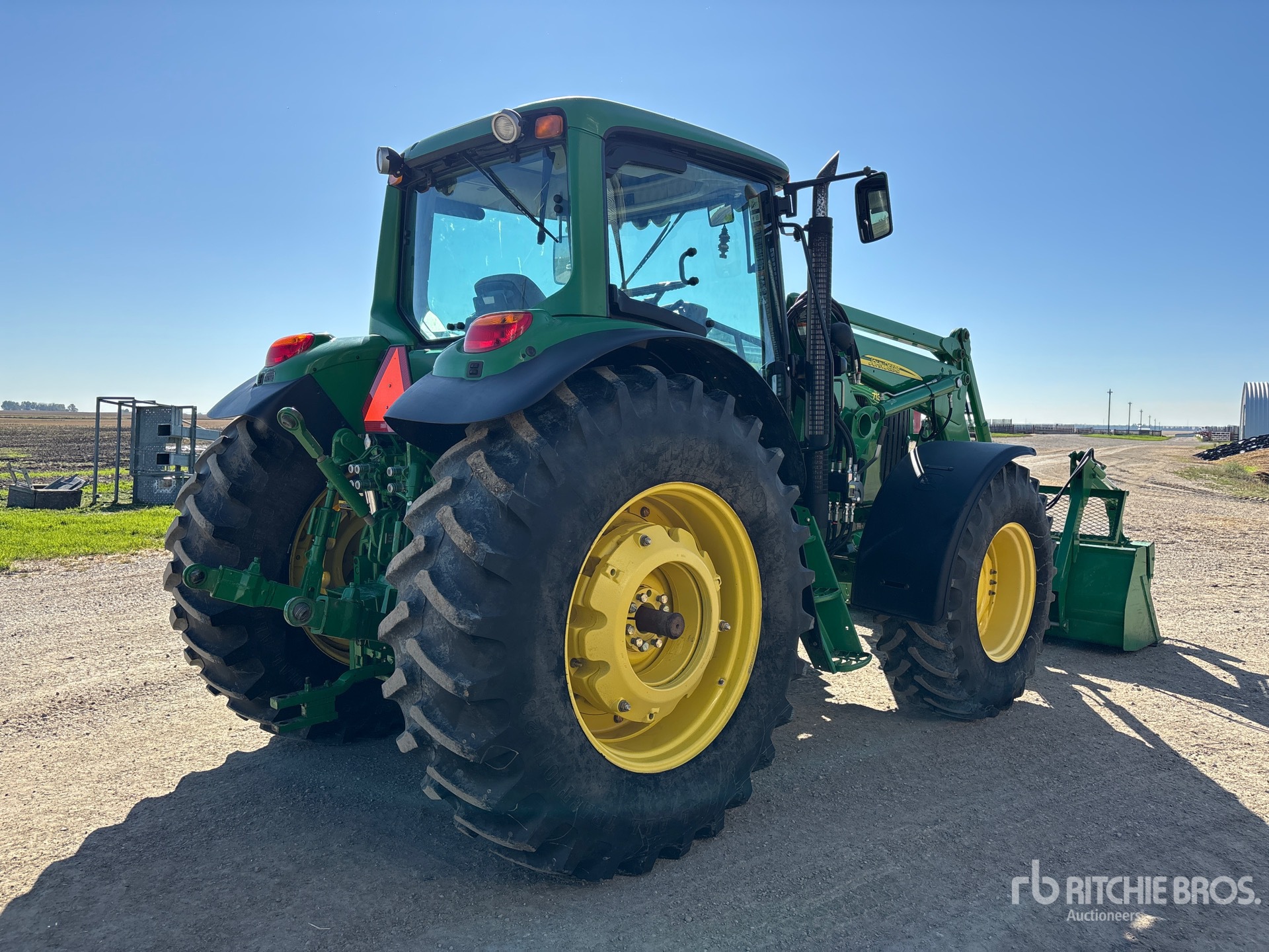 2009 John Deere 7130