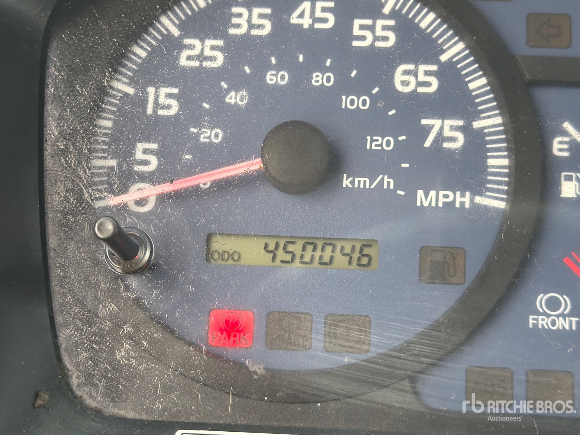 2010 Hino 268