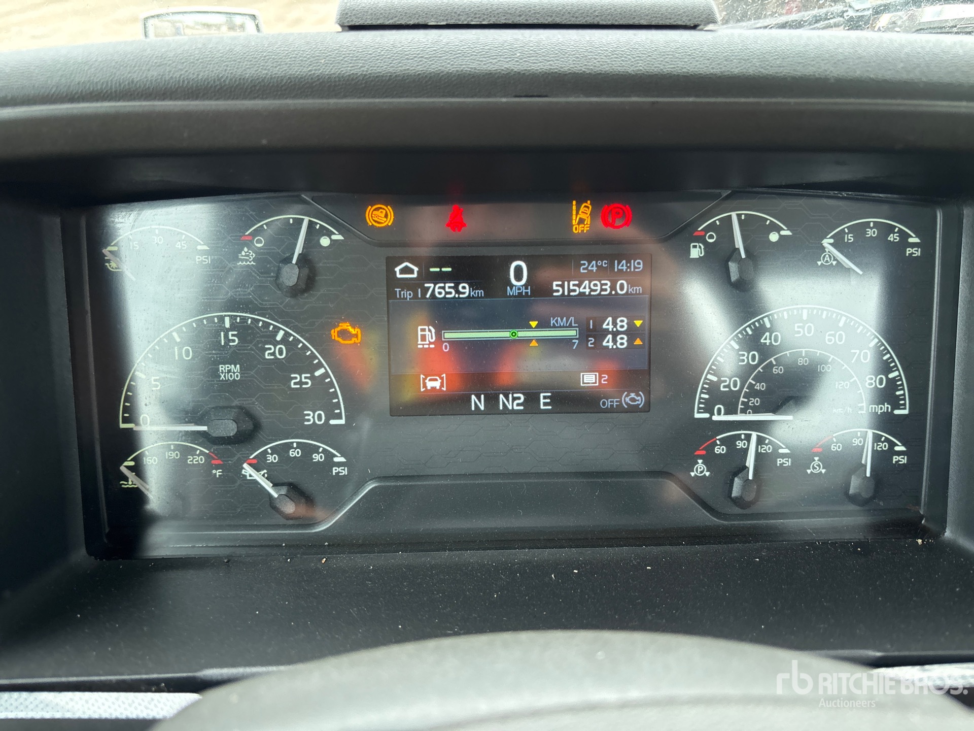 2020 Volvo VNL