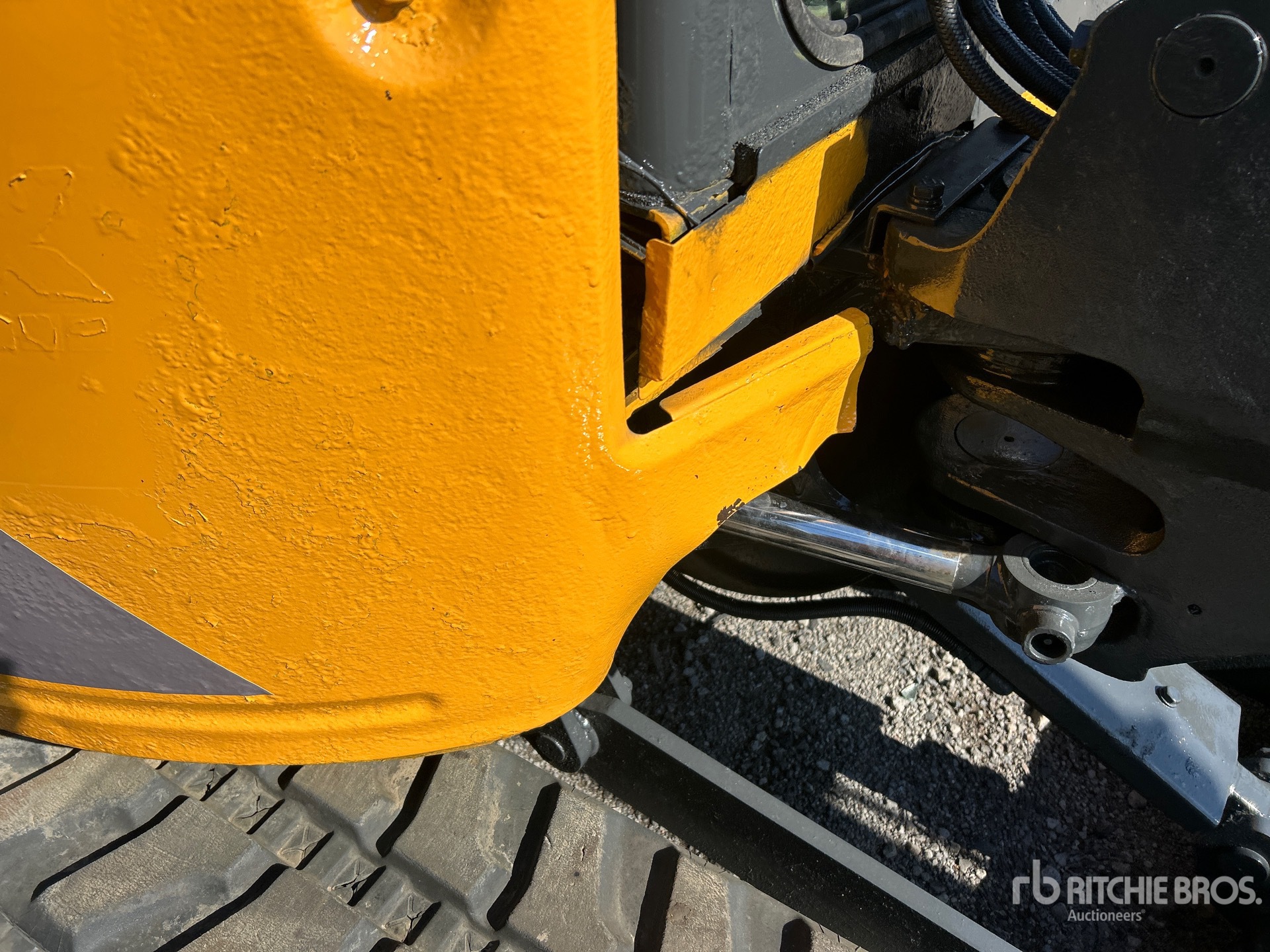 2016 John Deere 26G