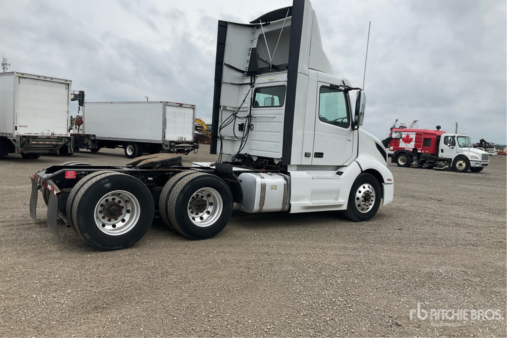 2020 Volvo VNL