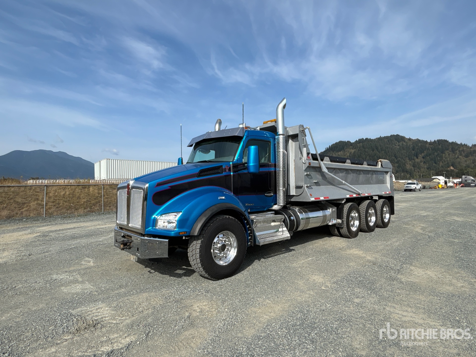 2019 Kenworth T880