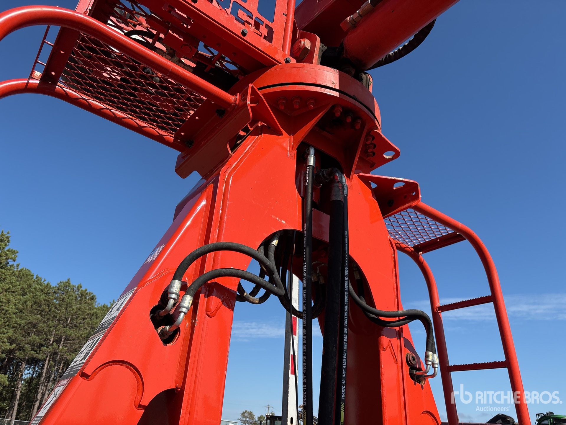 2022 BWS 46 FT TRI/A SELF-LOADING