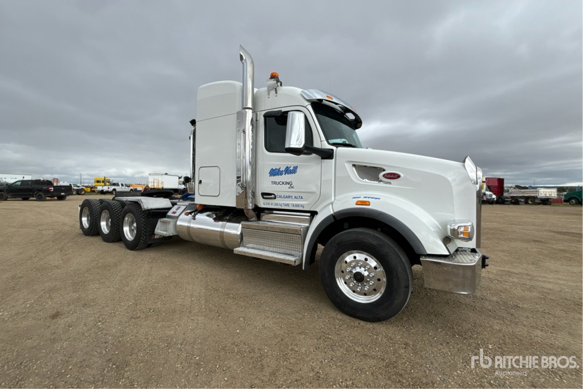 2023 Peterbilt 567