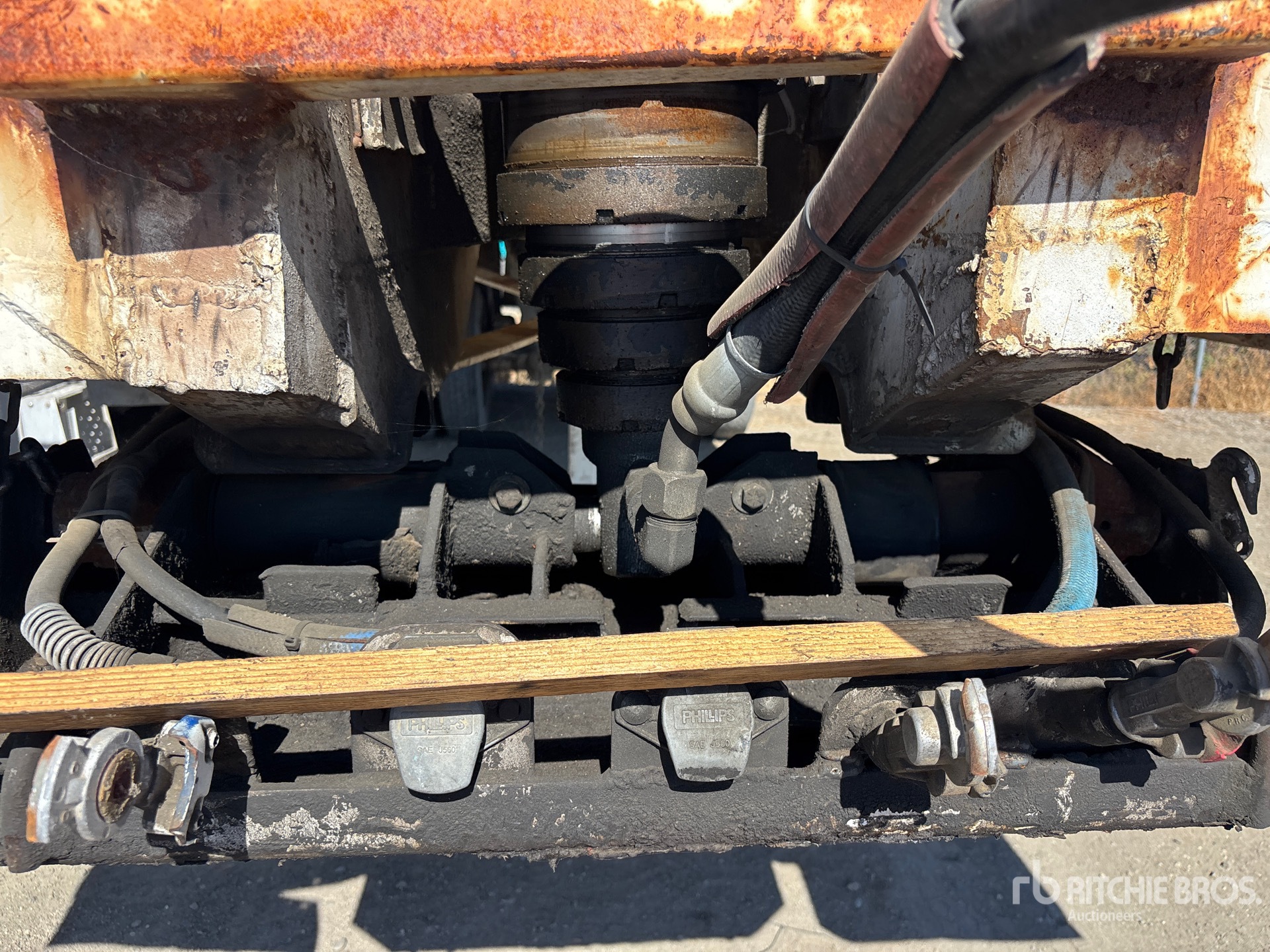 1980 Reliance 27 ft T/A