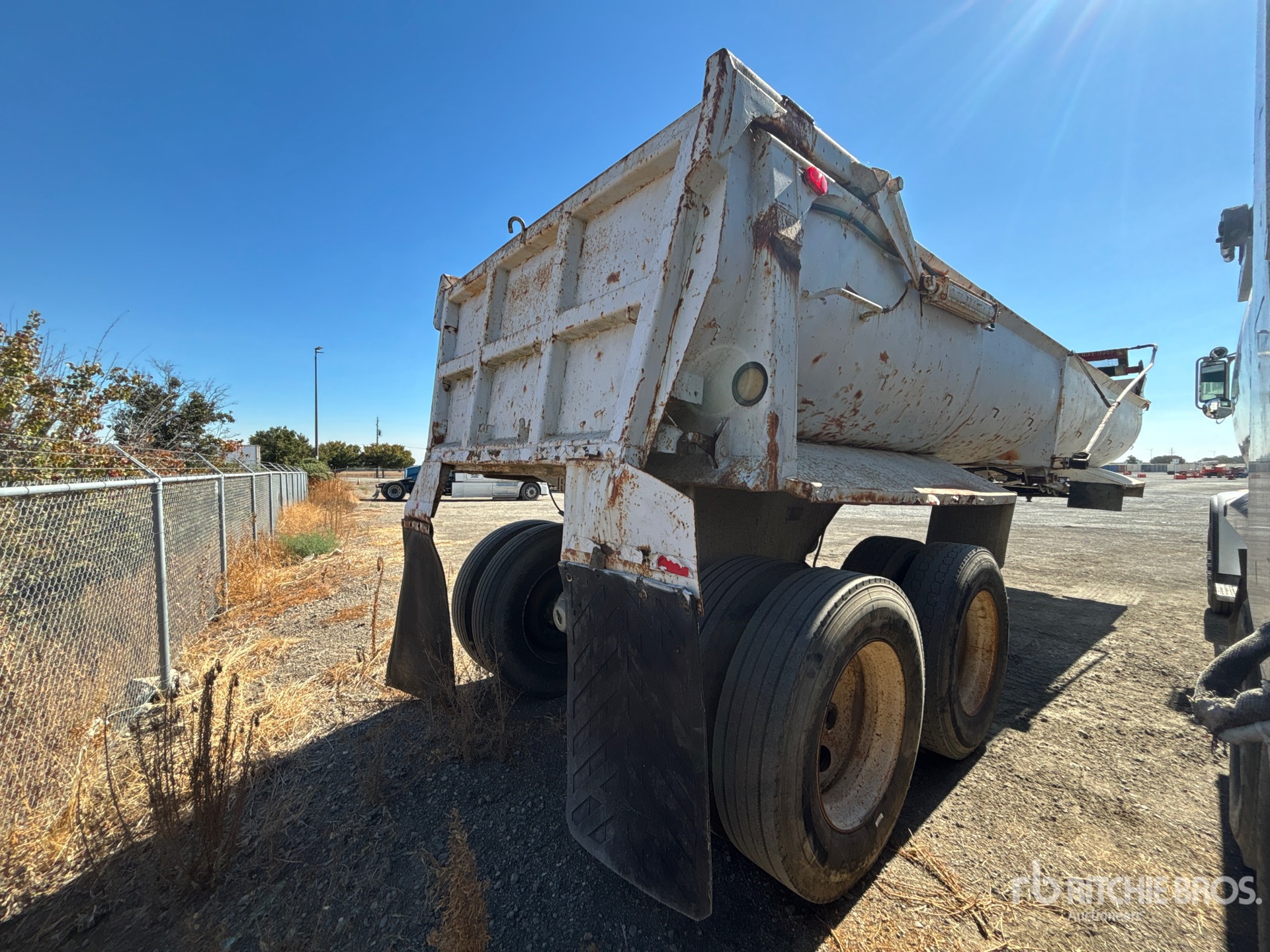 1980 Reliance 27 ft T/A