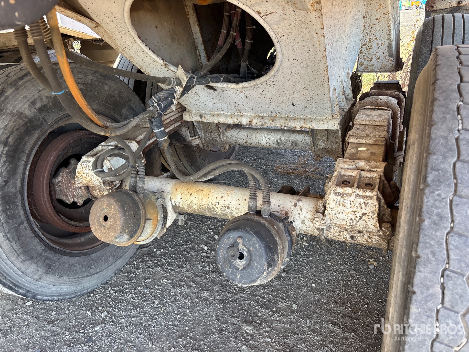 1980 Reliance 27 ft T/A