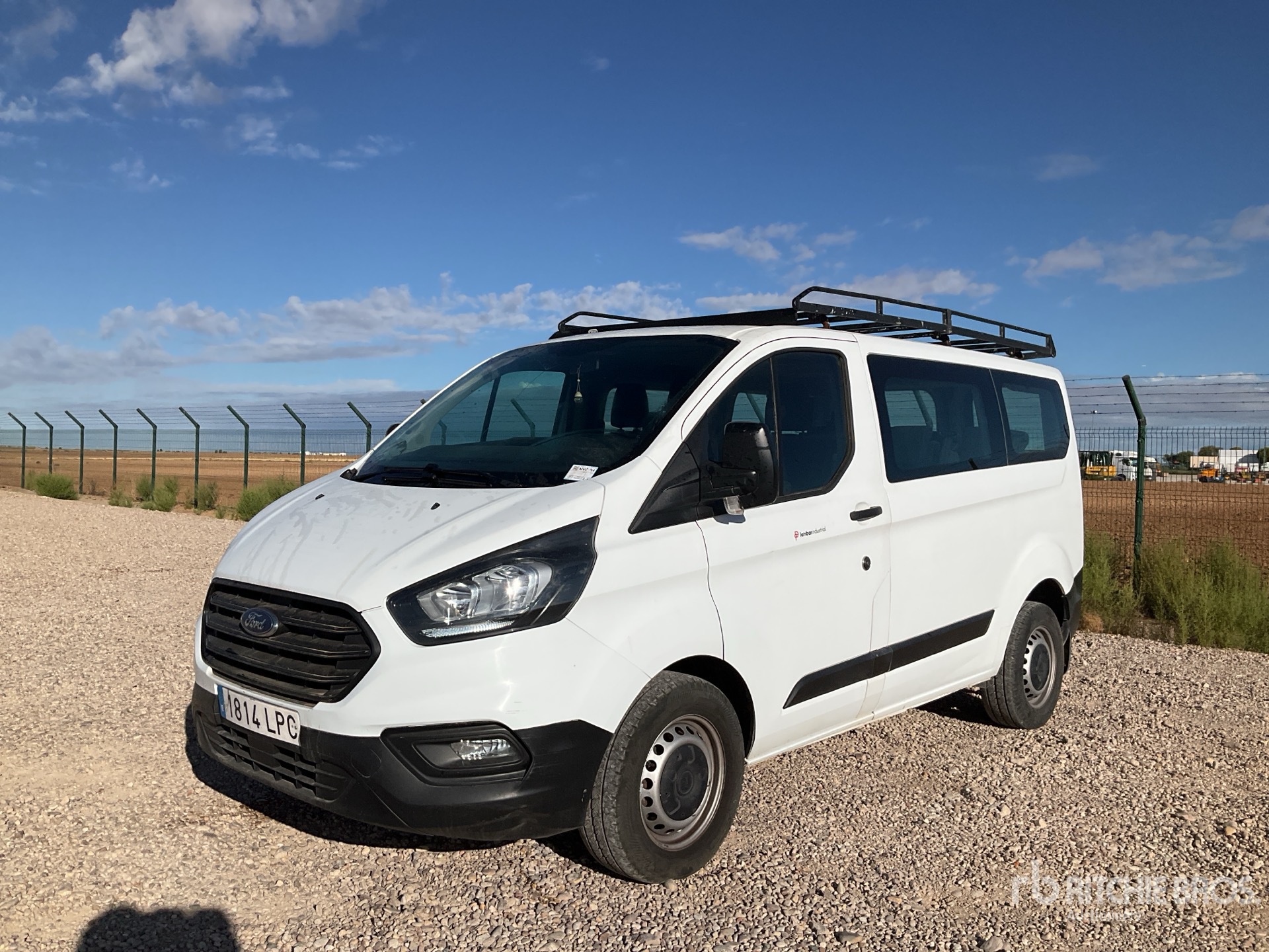 Photo of 2021 Ford TRANSIT