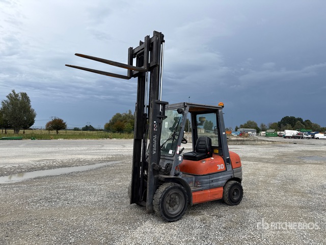 1999 Toyota 02-6FDF30 Forklift