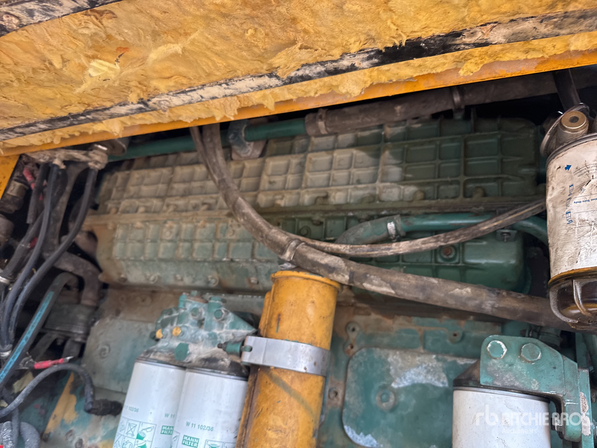 2000 Volvo L220D