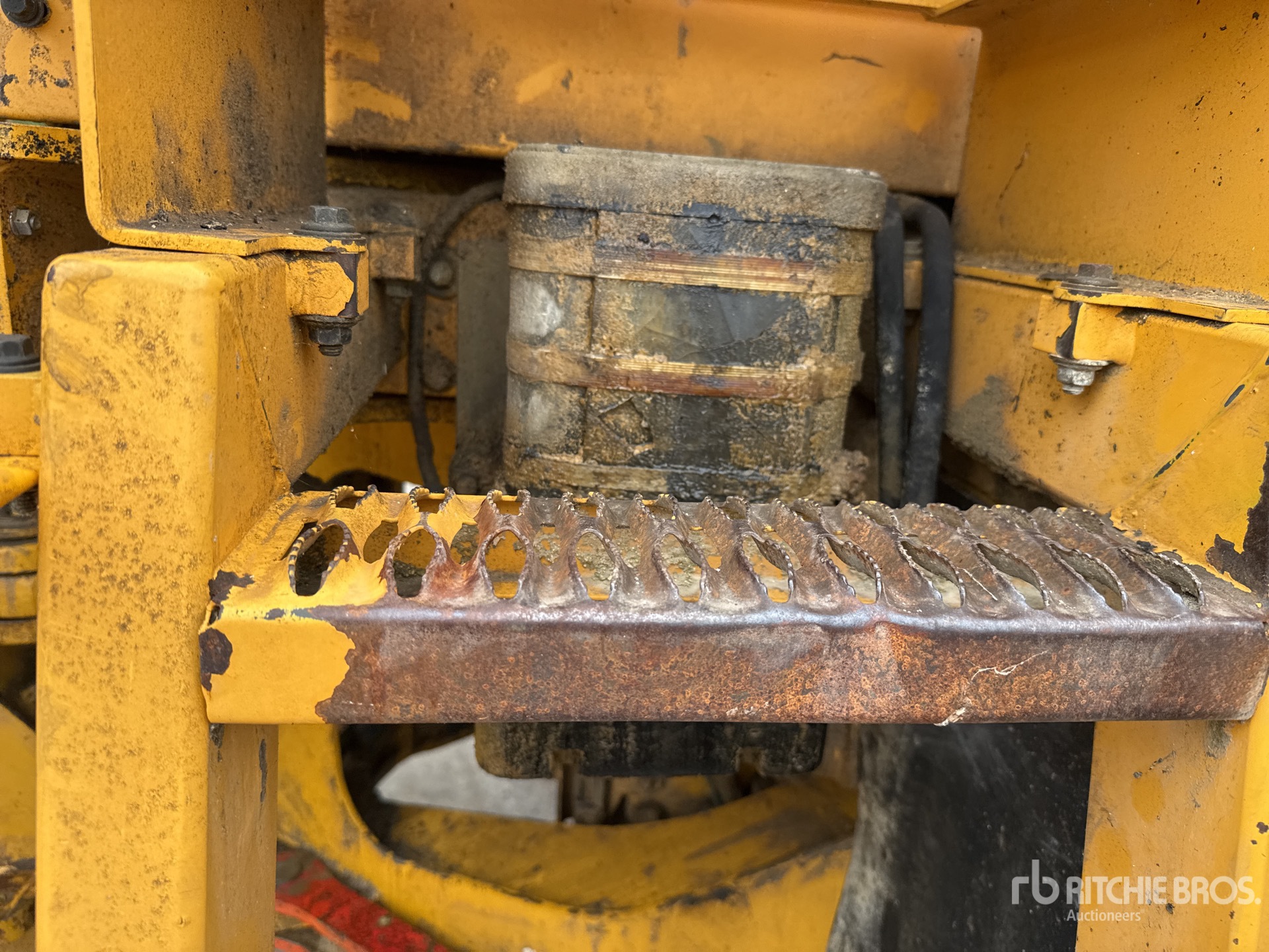 2000 Volvo L220D
