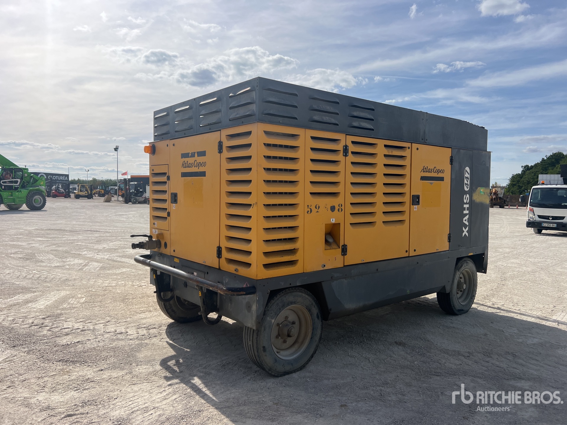 2015 Atlas Copco XAHS447