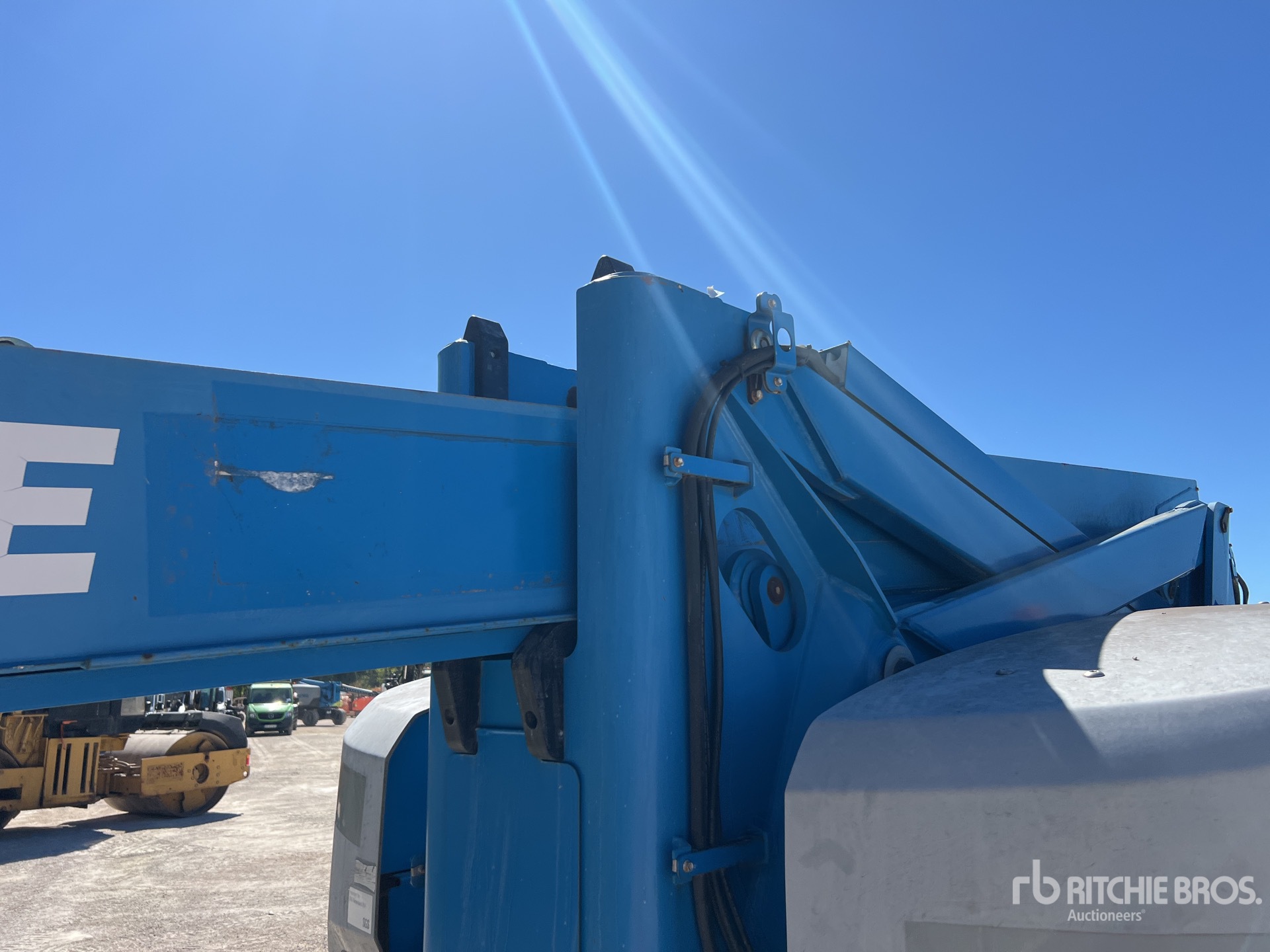 2017 Genie Z60/37FE