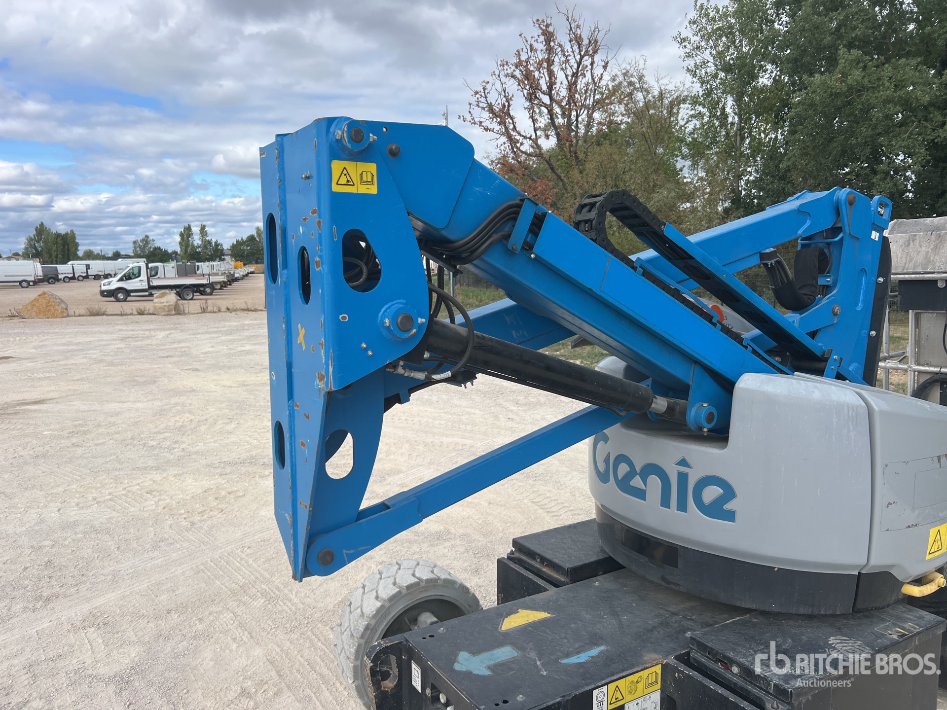 2015 Genie Z-33/18