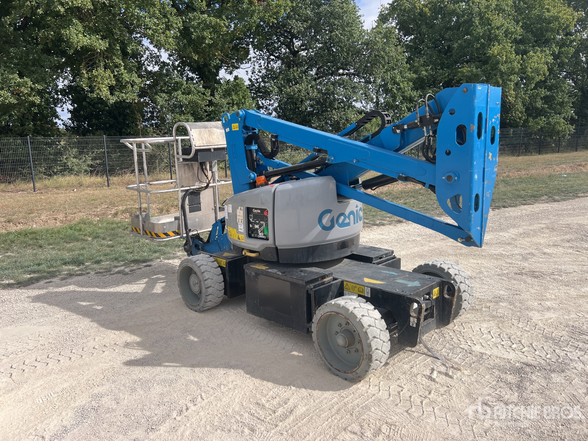 2015 Genie Z-33/18
