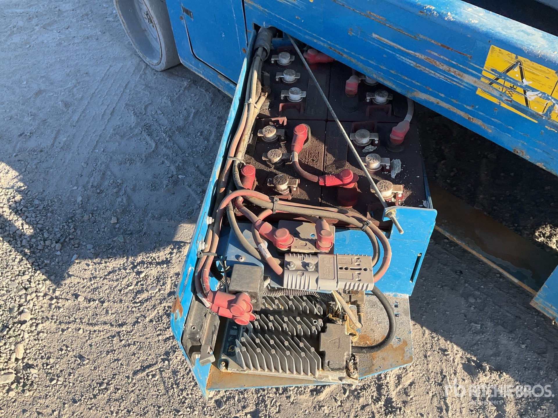 2019 Genie GS3246