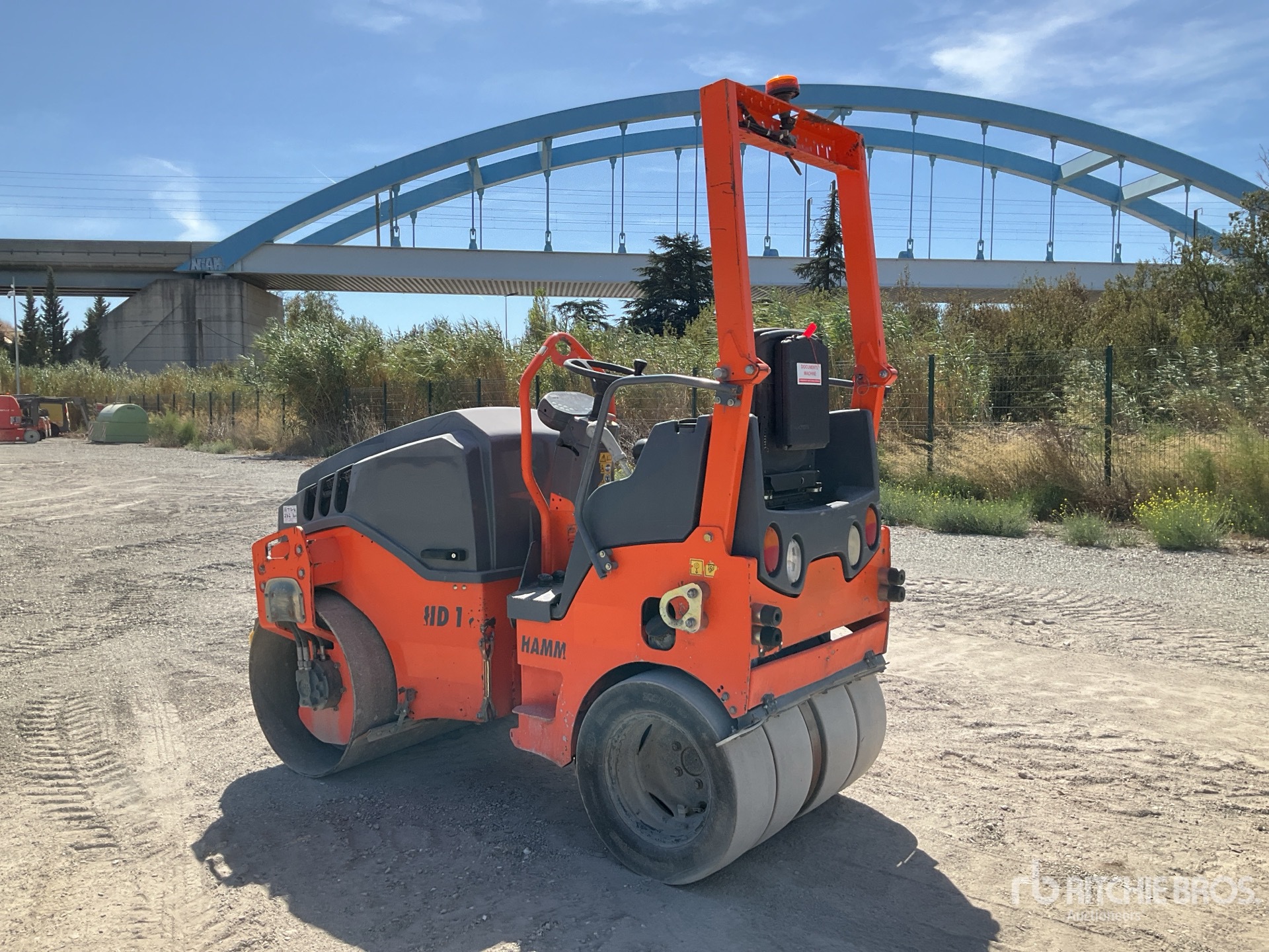 2012 Hamm HD12VT