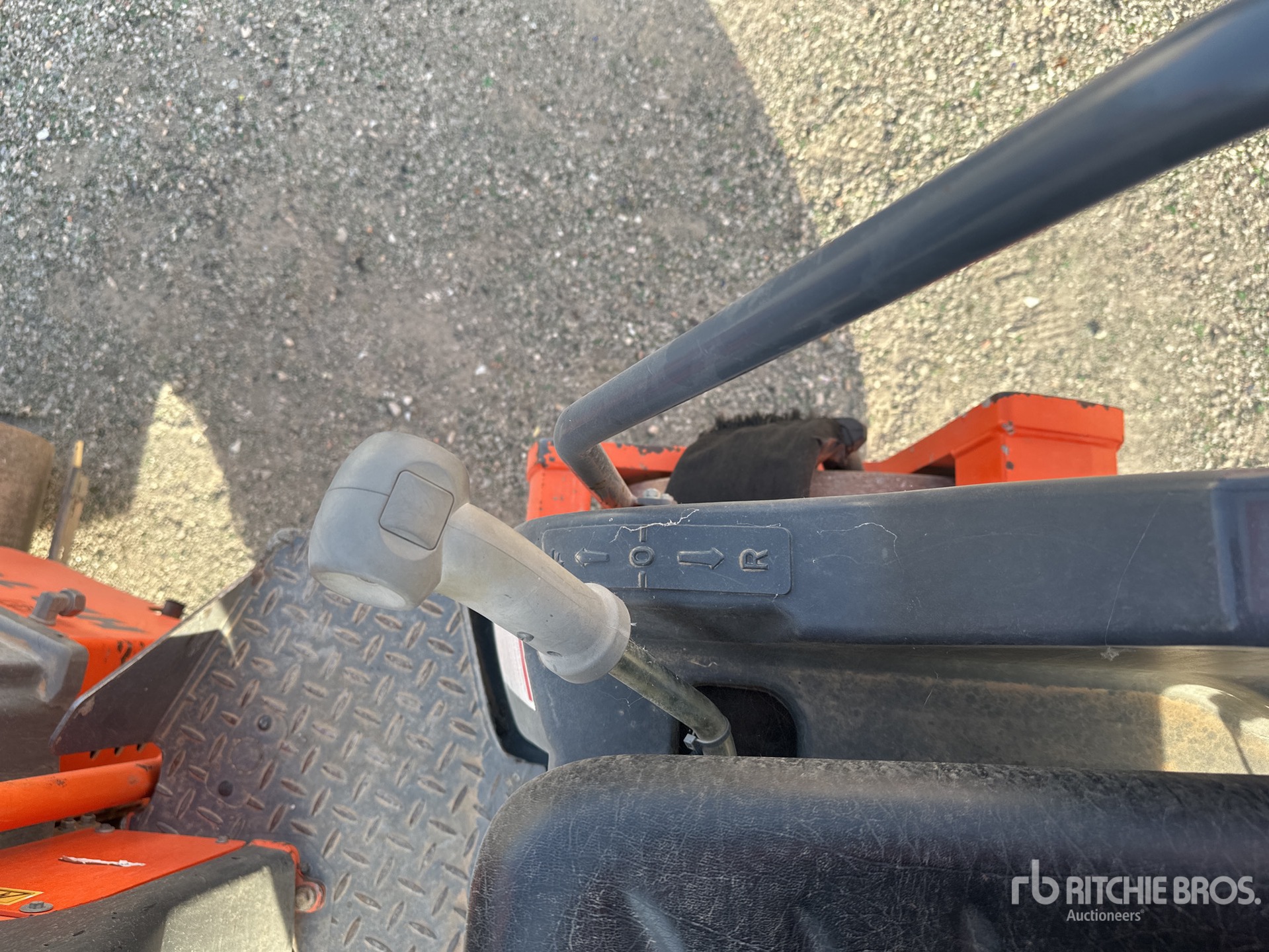 2016 Hamm HD10CVV