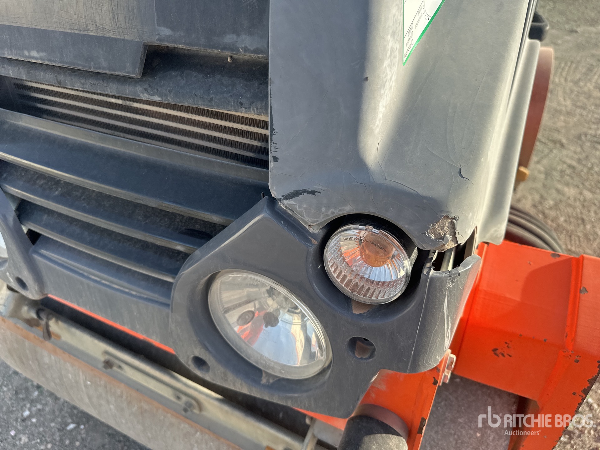 2016 Hamm HD10CVV