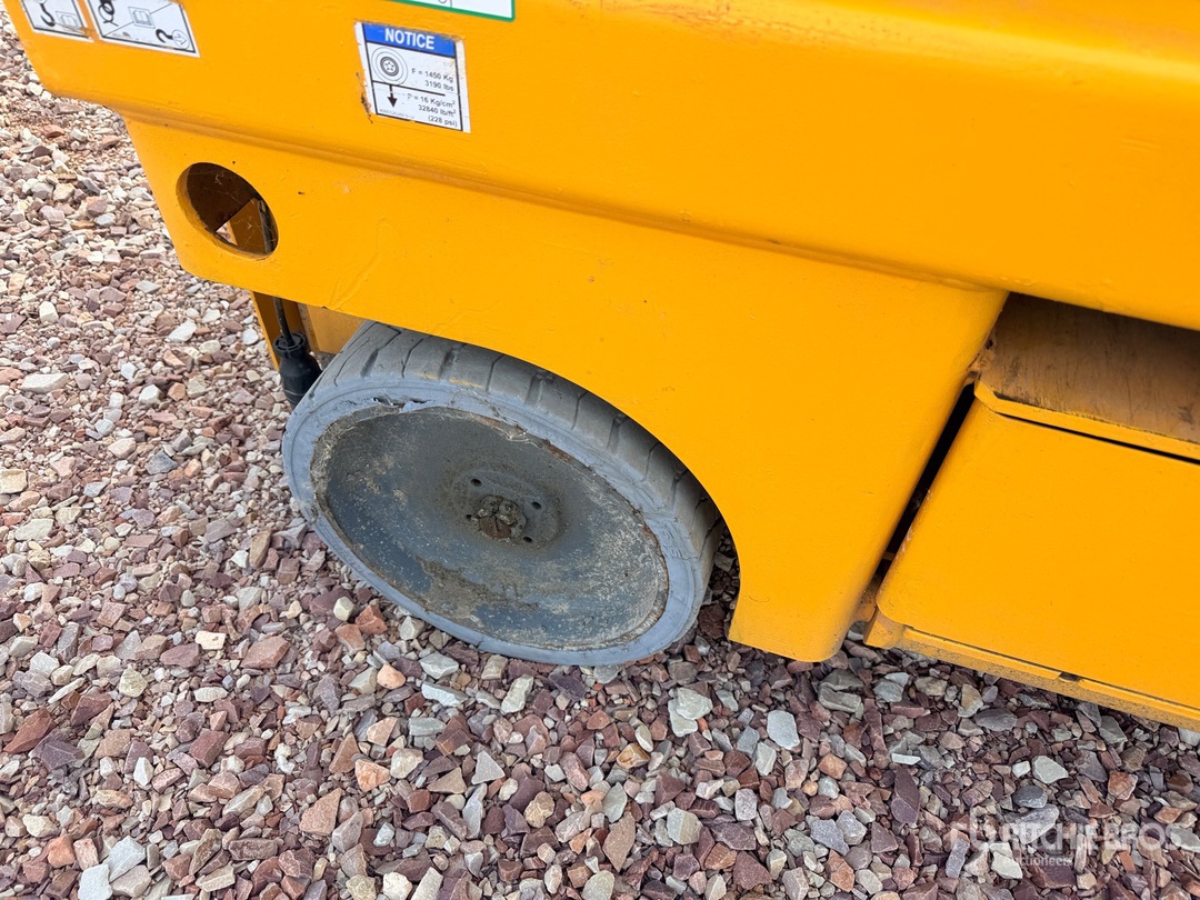 2018 Haulotte COMPACT12
