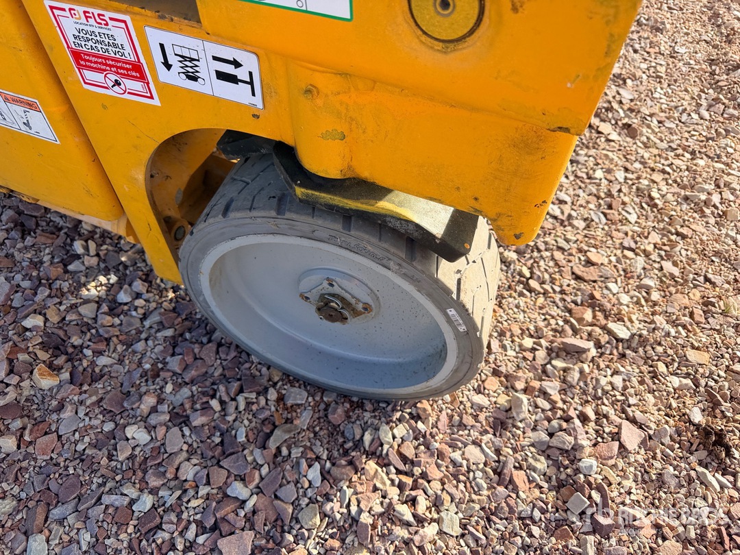 2018 Haulotte COMPACT12