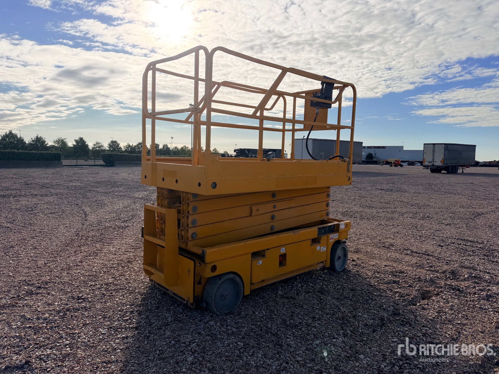 2018 Haulotte COMPACT12