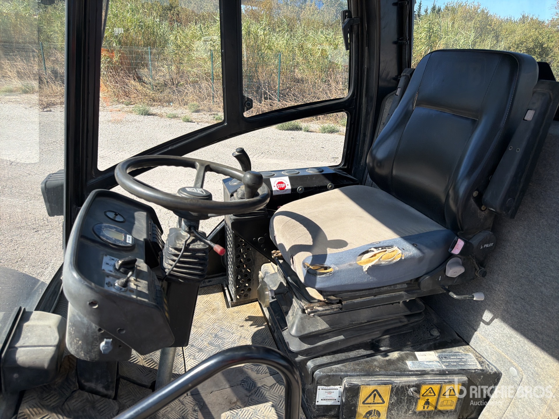 2013 JCB VM115HD