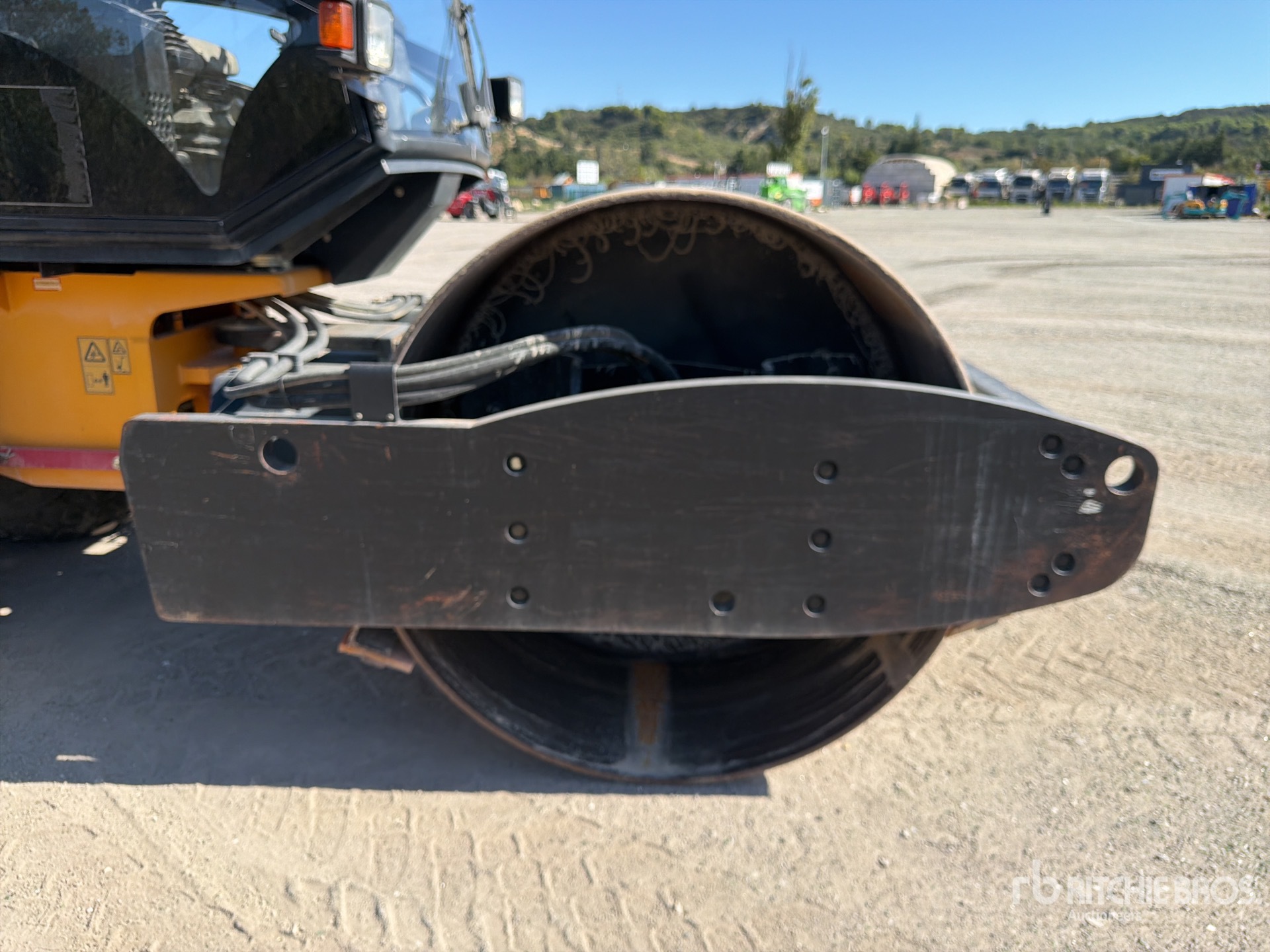 2013 JCB VM115HD