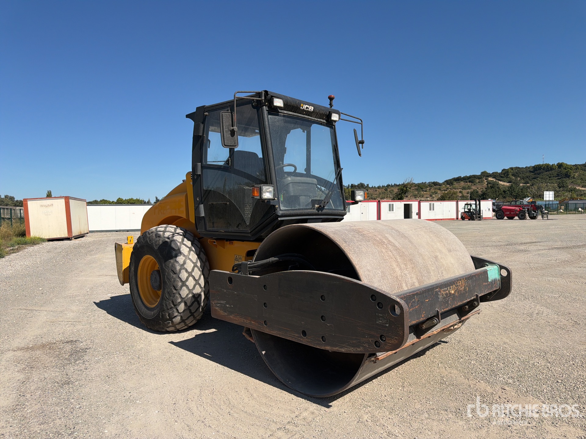 2012 JCB VM115