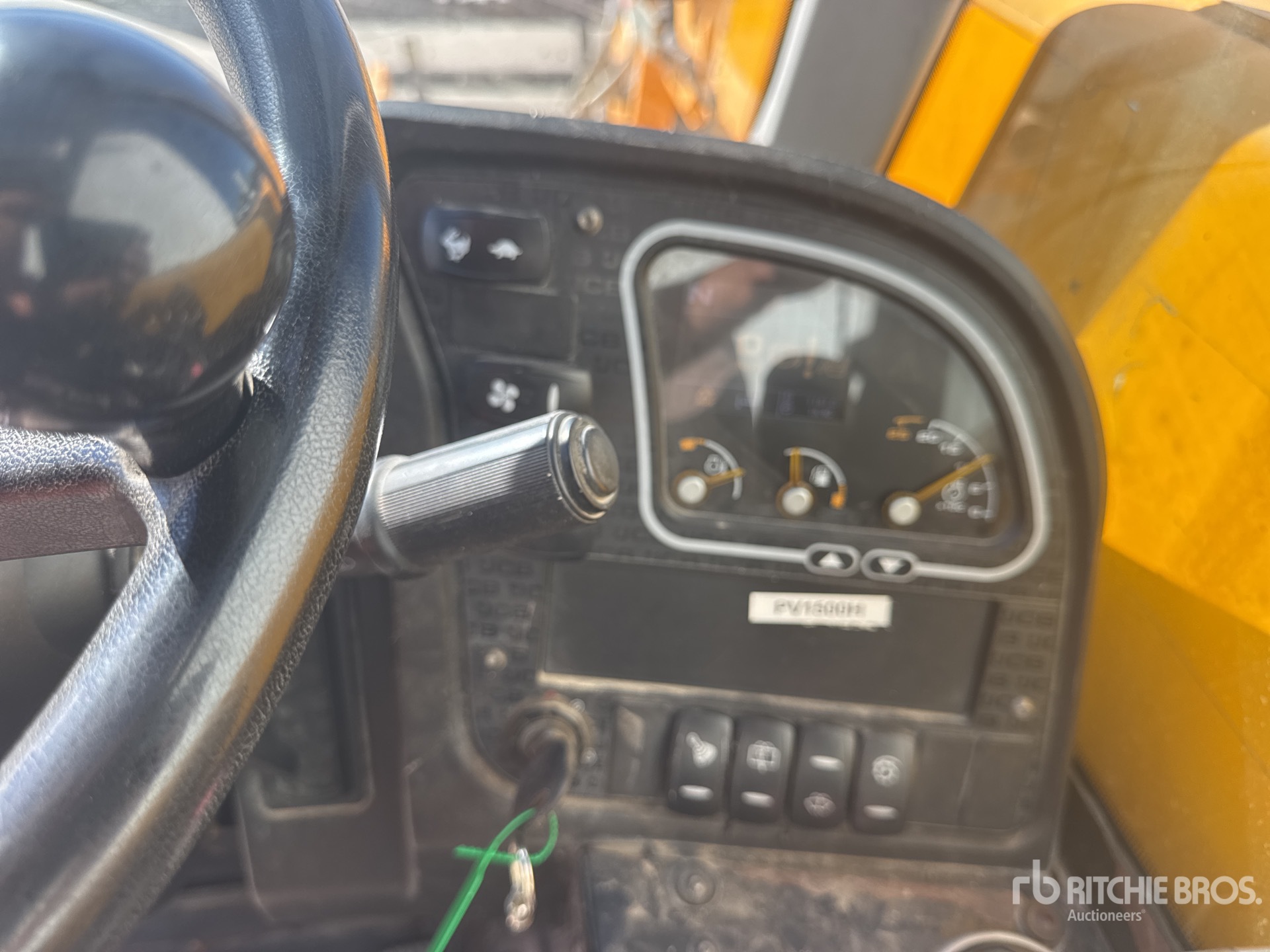 2016 JCB 525-60