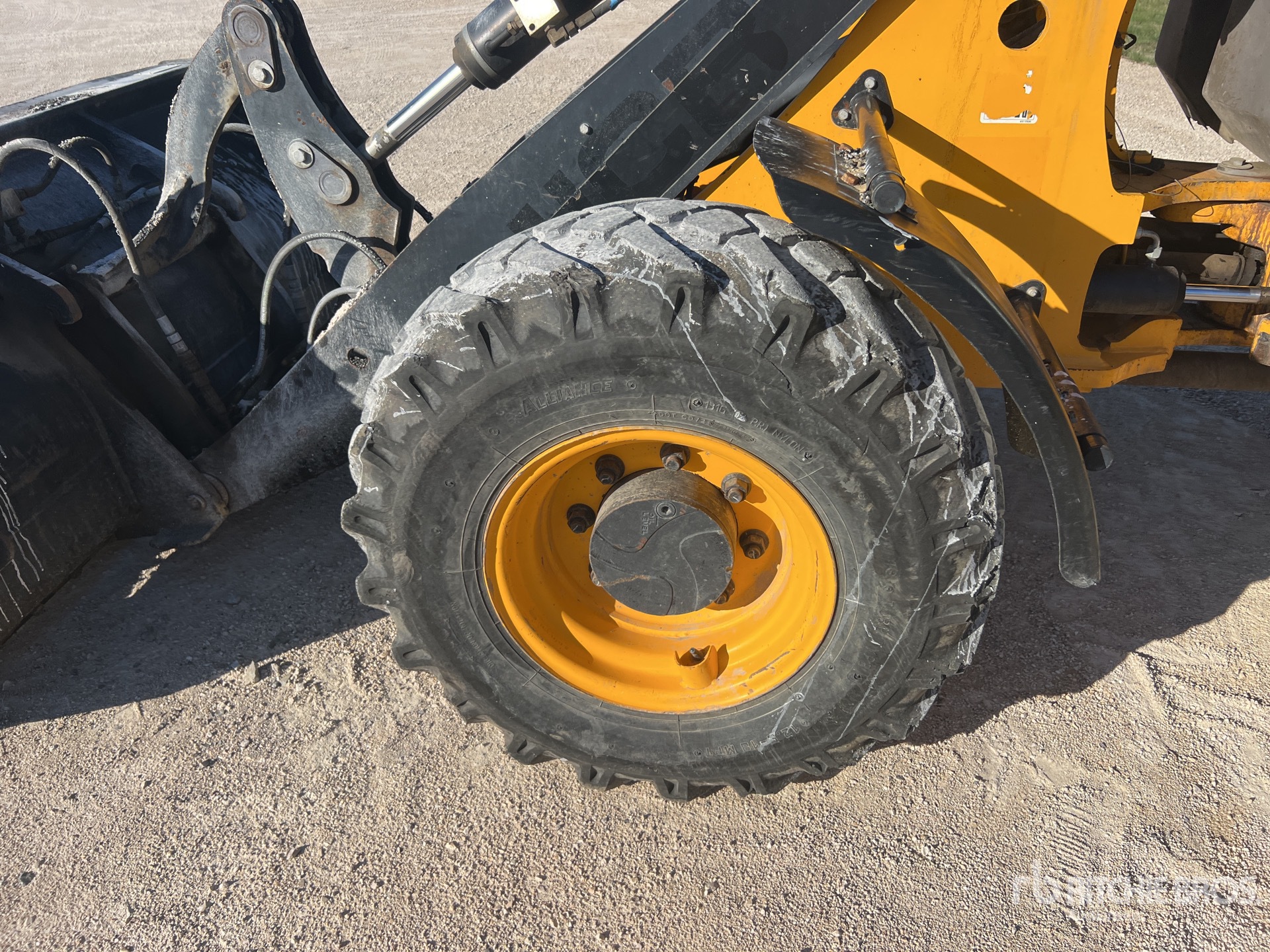 2017 JCB 406