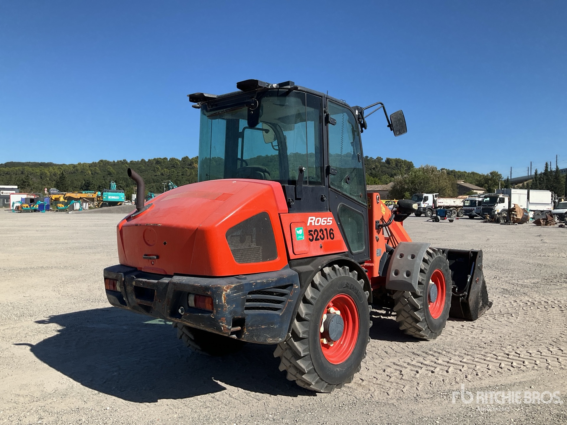 2015 Kubota R065