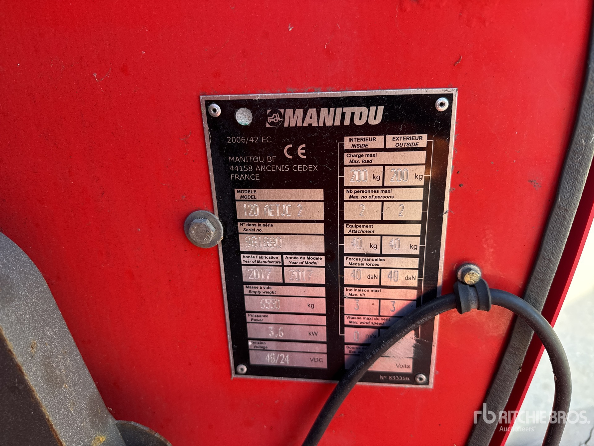 2017 Manitou 120AETJC