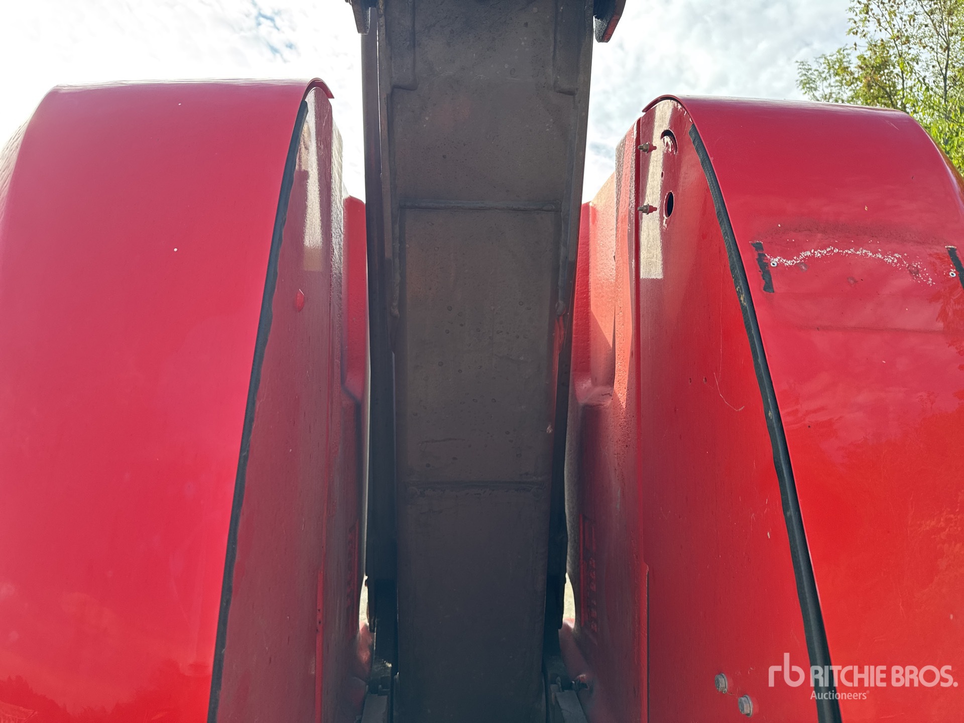 2017 Manitou 120AETJC