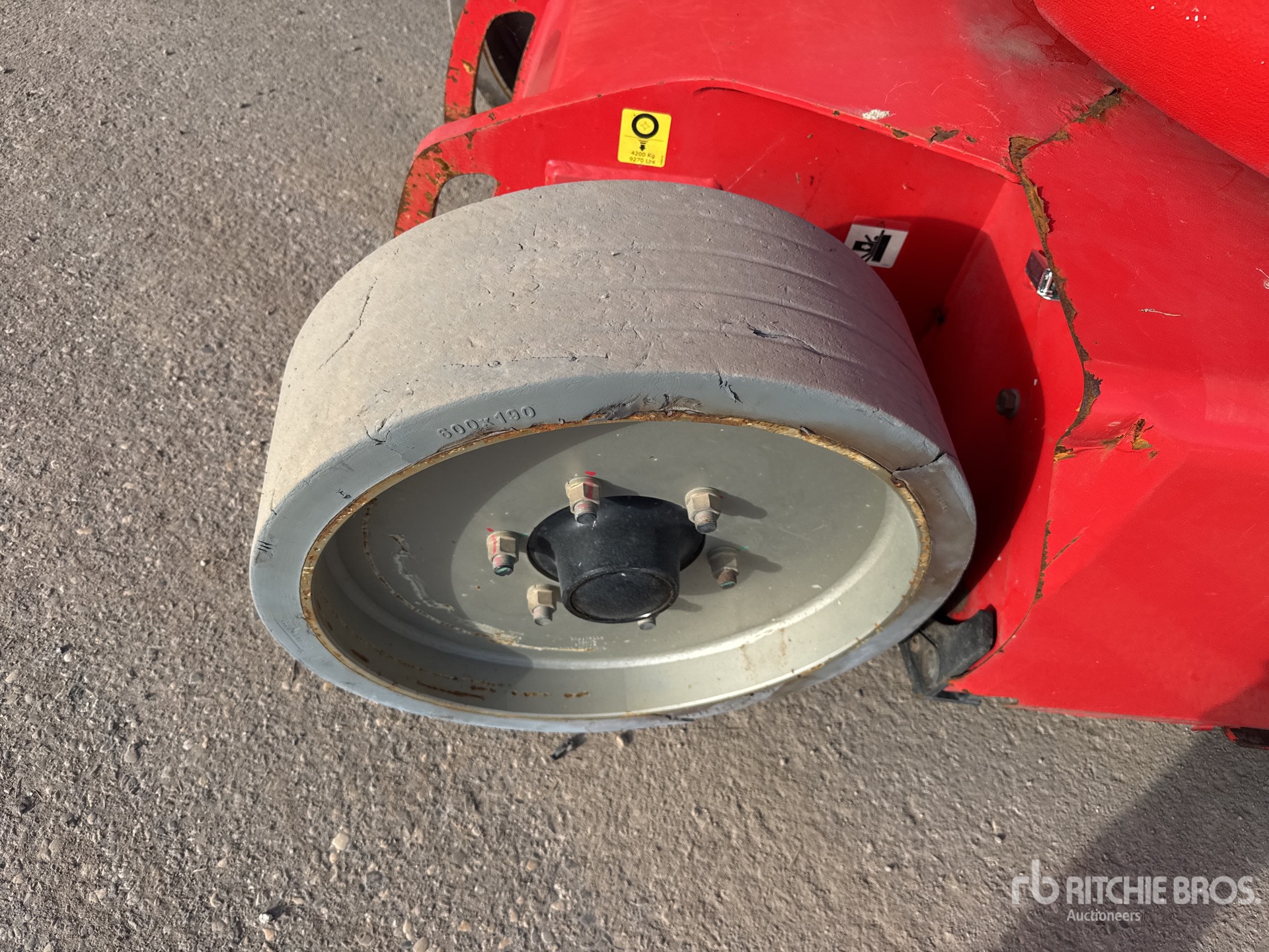 2017 Manitou 120AETJC