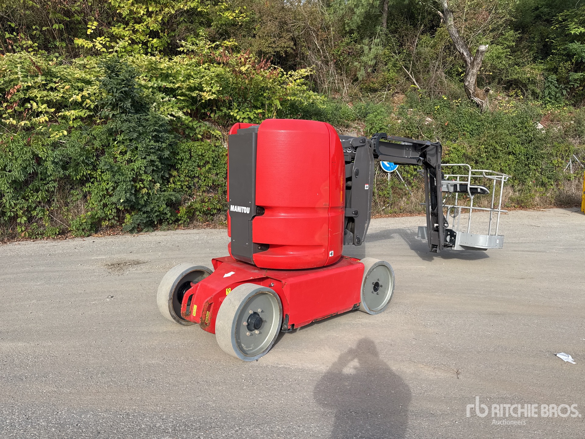 Photo of 2017 Manitou 120AETJC