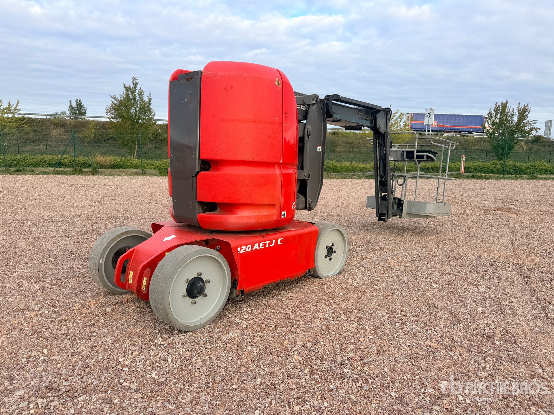 Photo of 2017 Manitou 120AETJC
