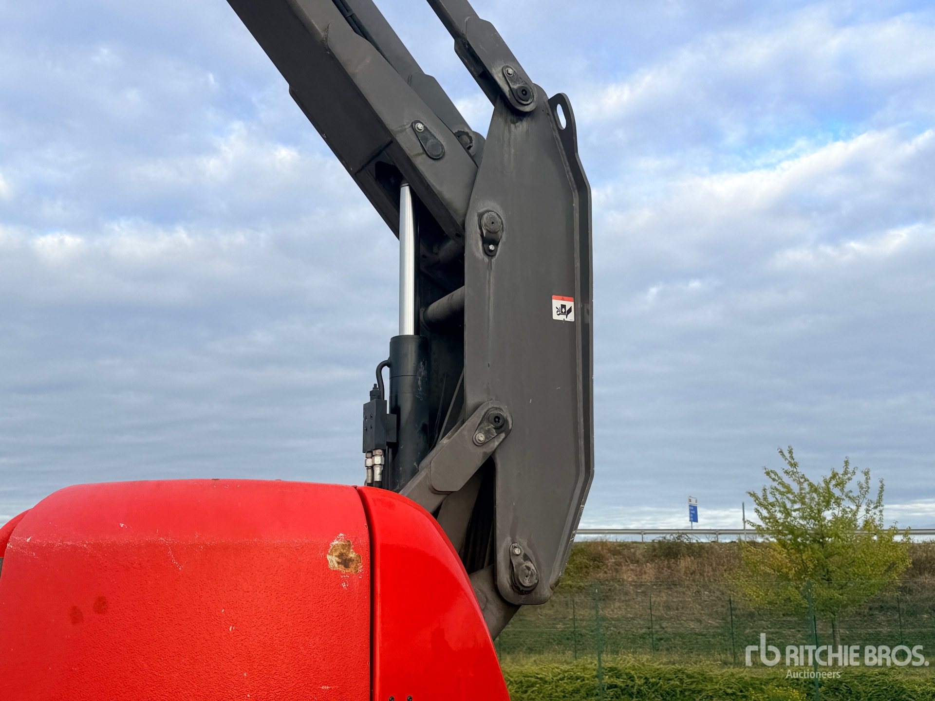 2017 Manitou 120AETJC