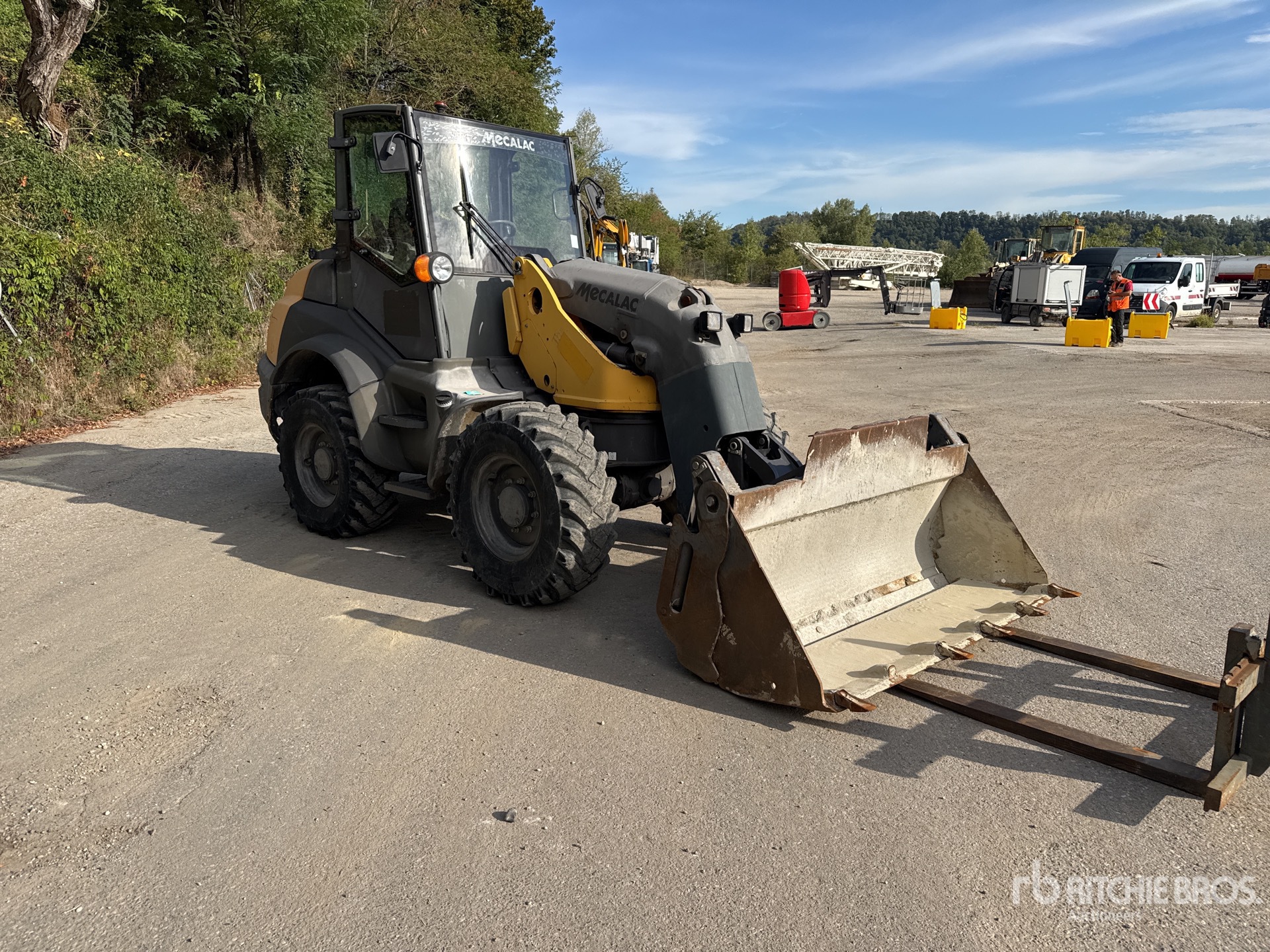 2014 Mecalac AS700
