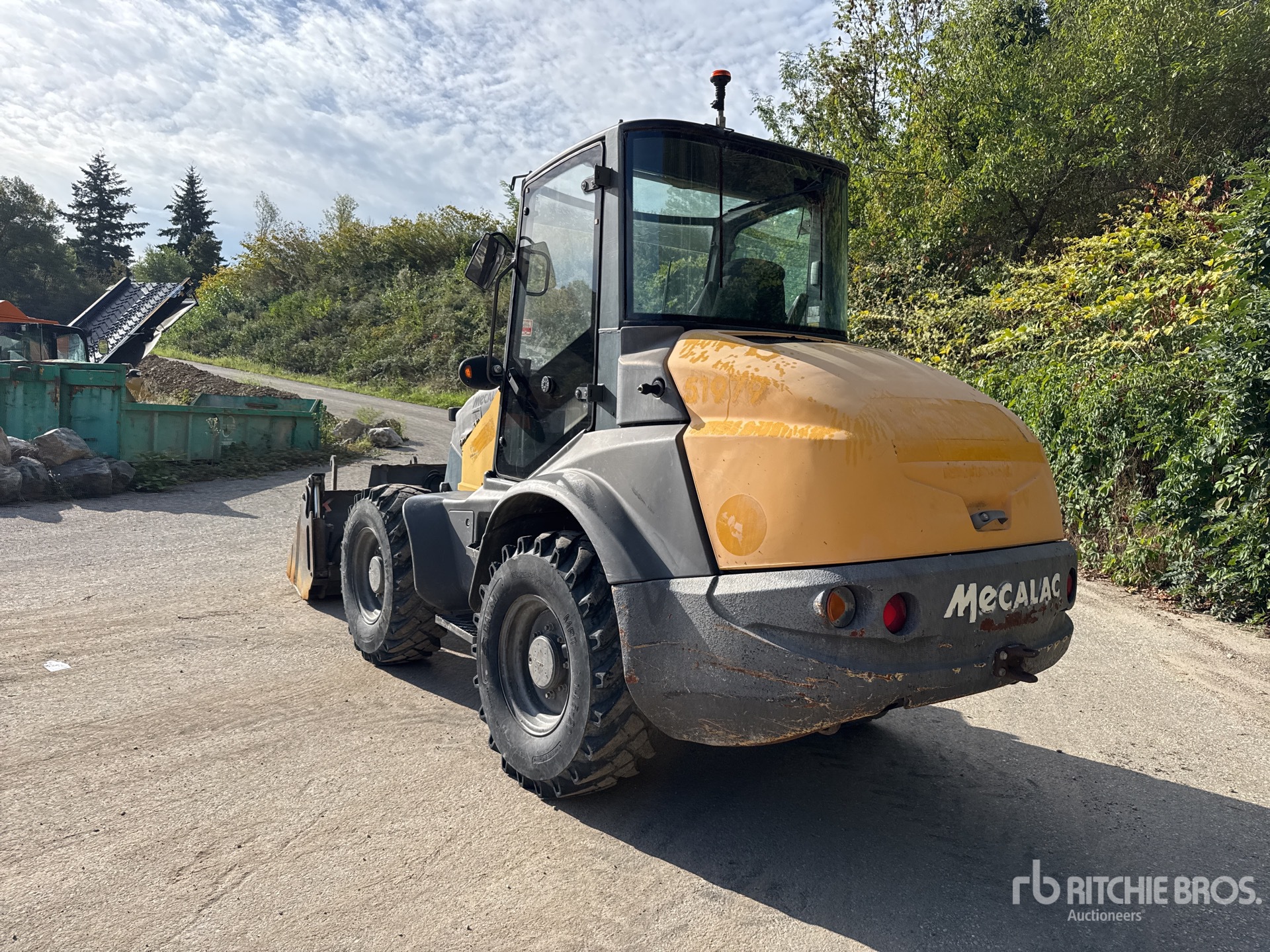 2014 Mecalac AS700