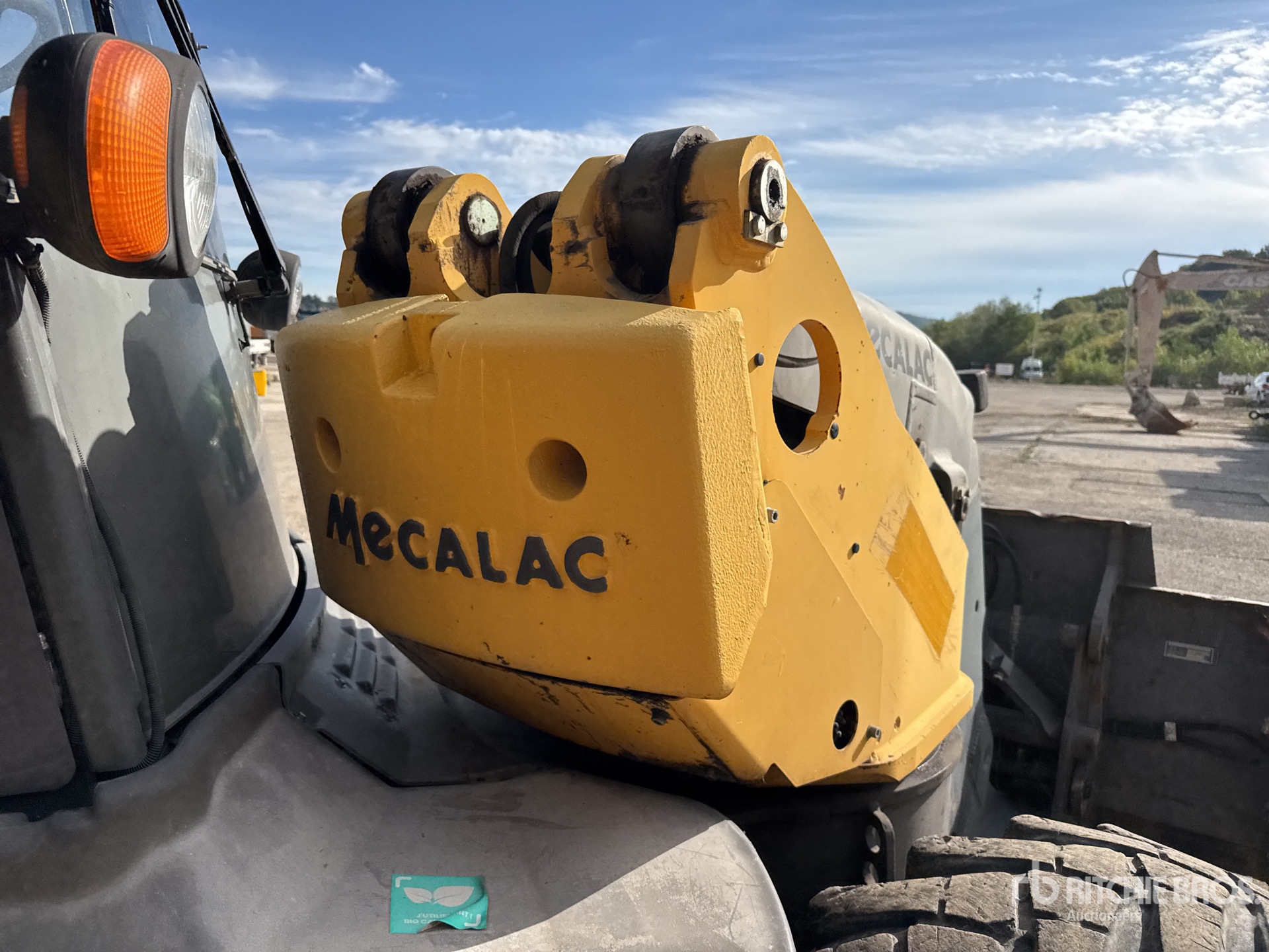 2014 Mecalac AS700