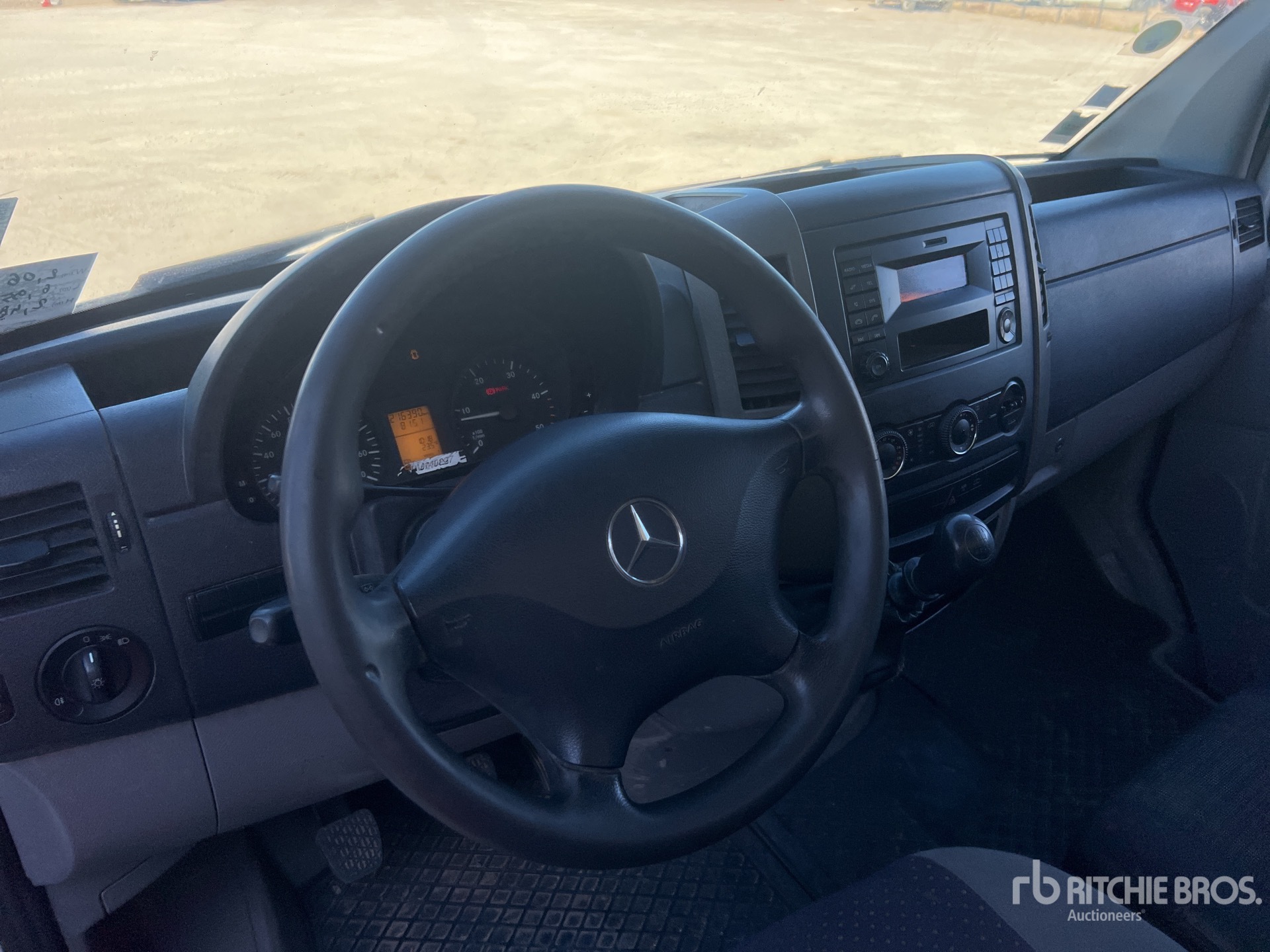 2018 Mercedes-Benz SPRINTER 516 DC