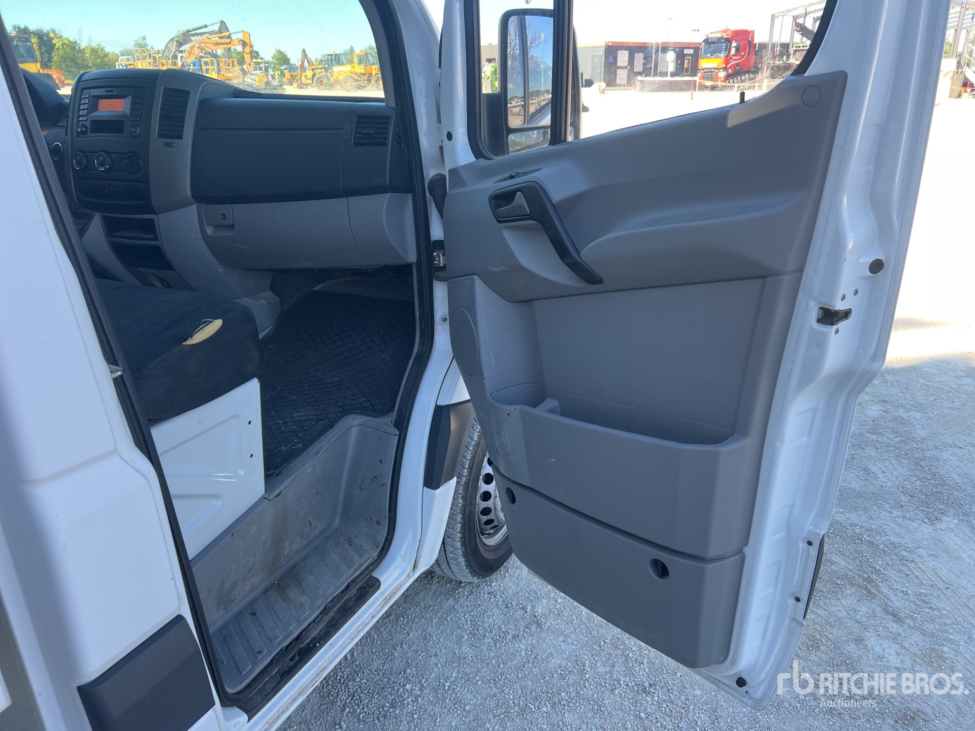 2018 Mercedes-Benz SPRINTER 516 DC