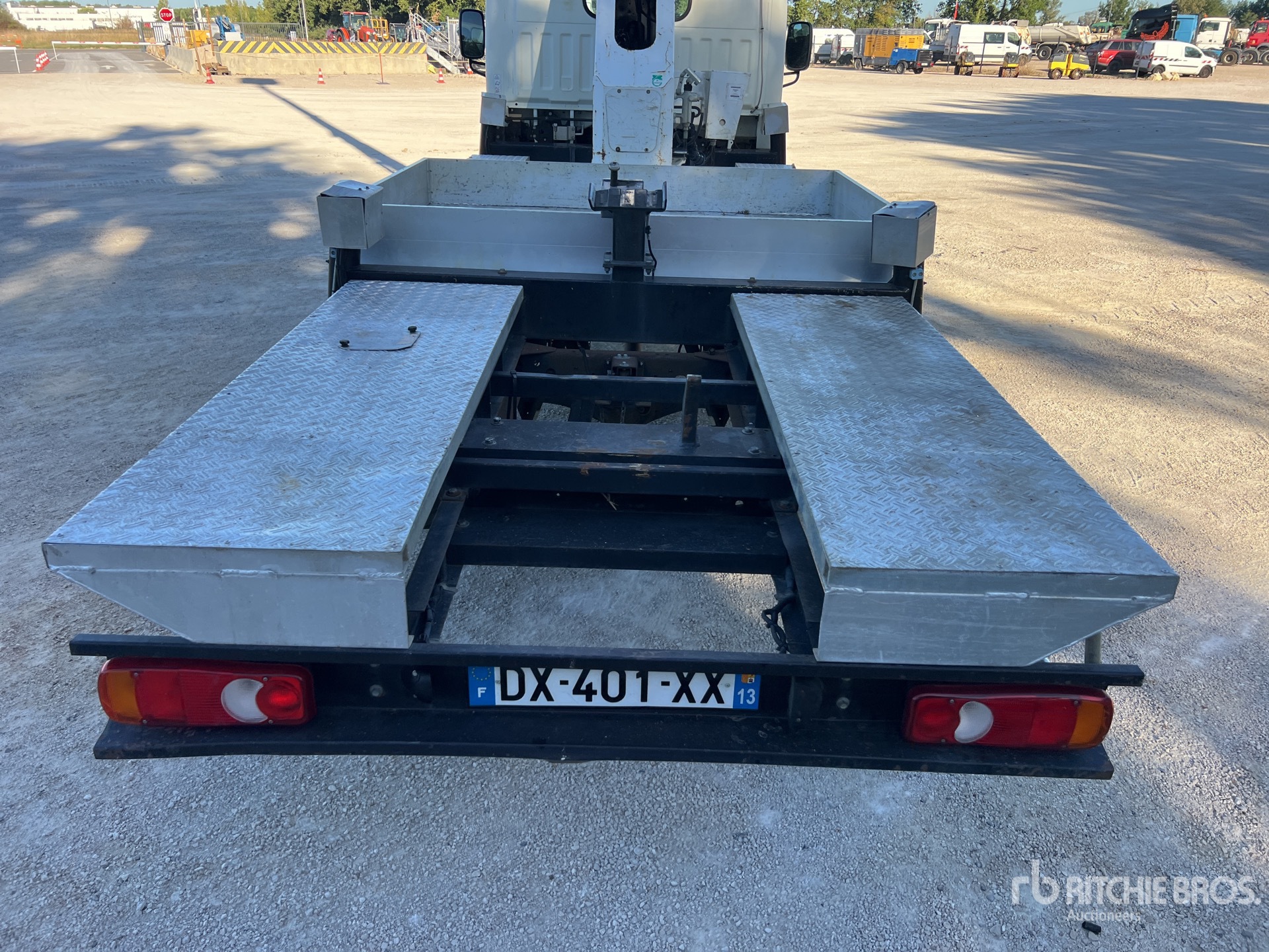 2015 Nissan CABSTAR 35.12 N