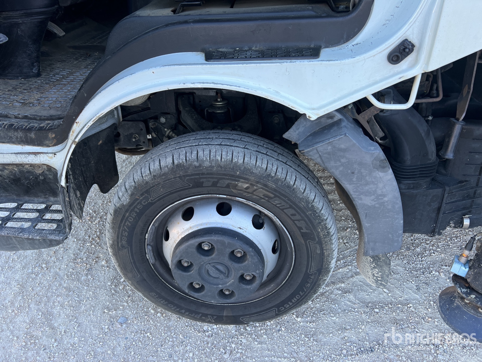 2015 Nissan CABSTAR 35.12 N