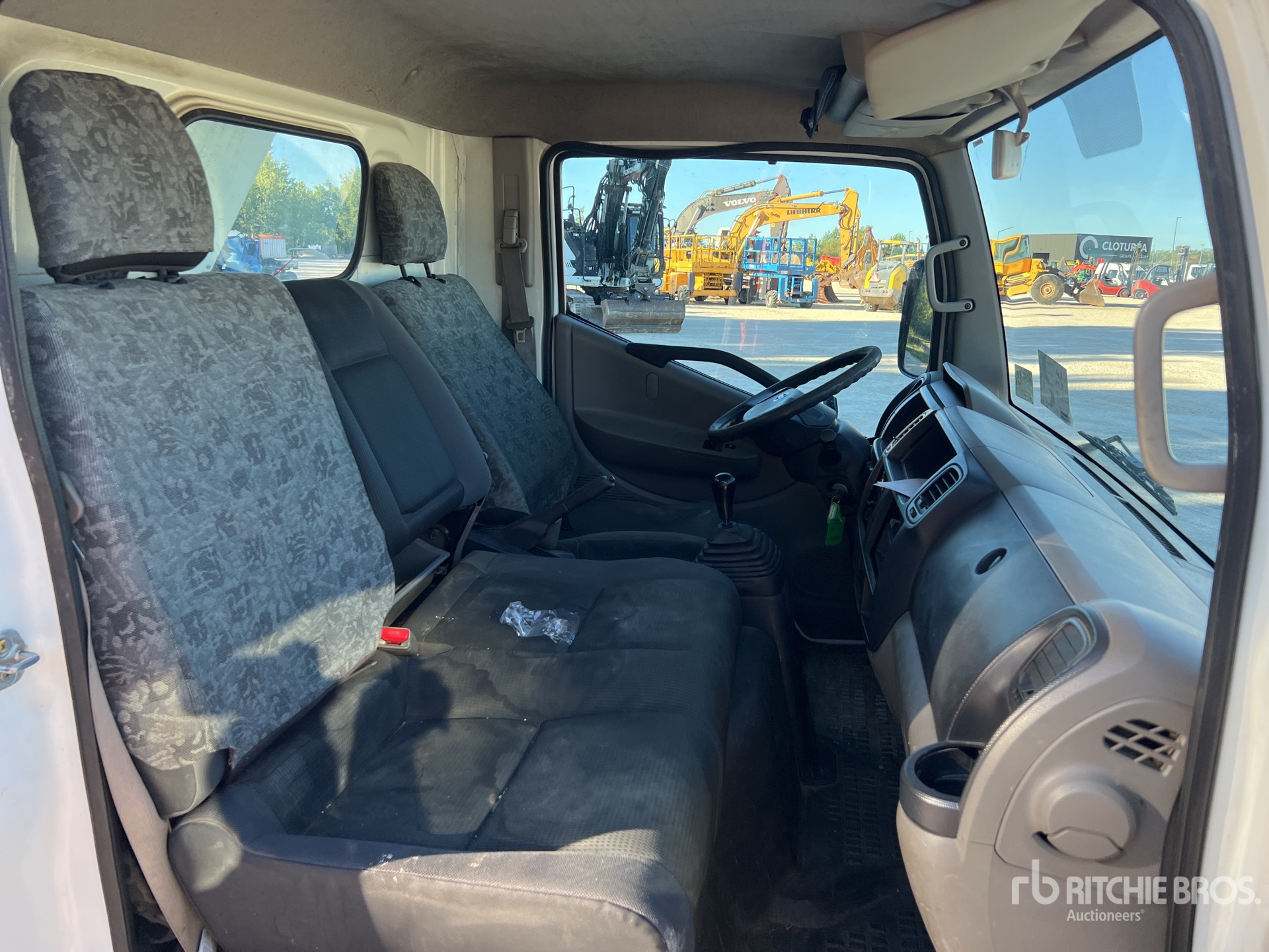 2015 Nissan CABSTAR 35.12 N