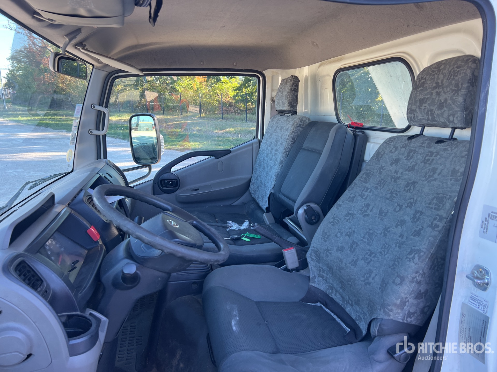 2015 Nissan CABSTAR 35.12 N