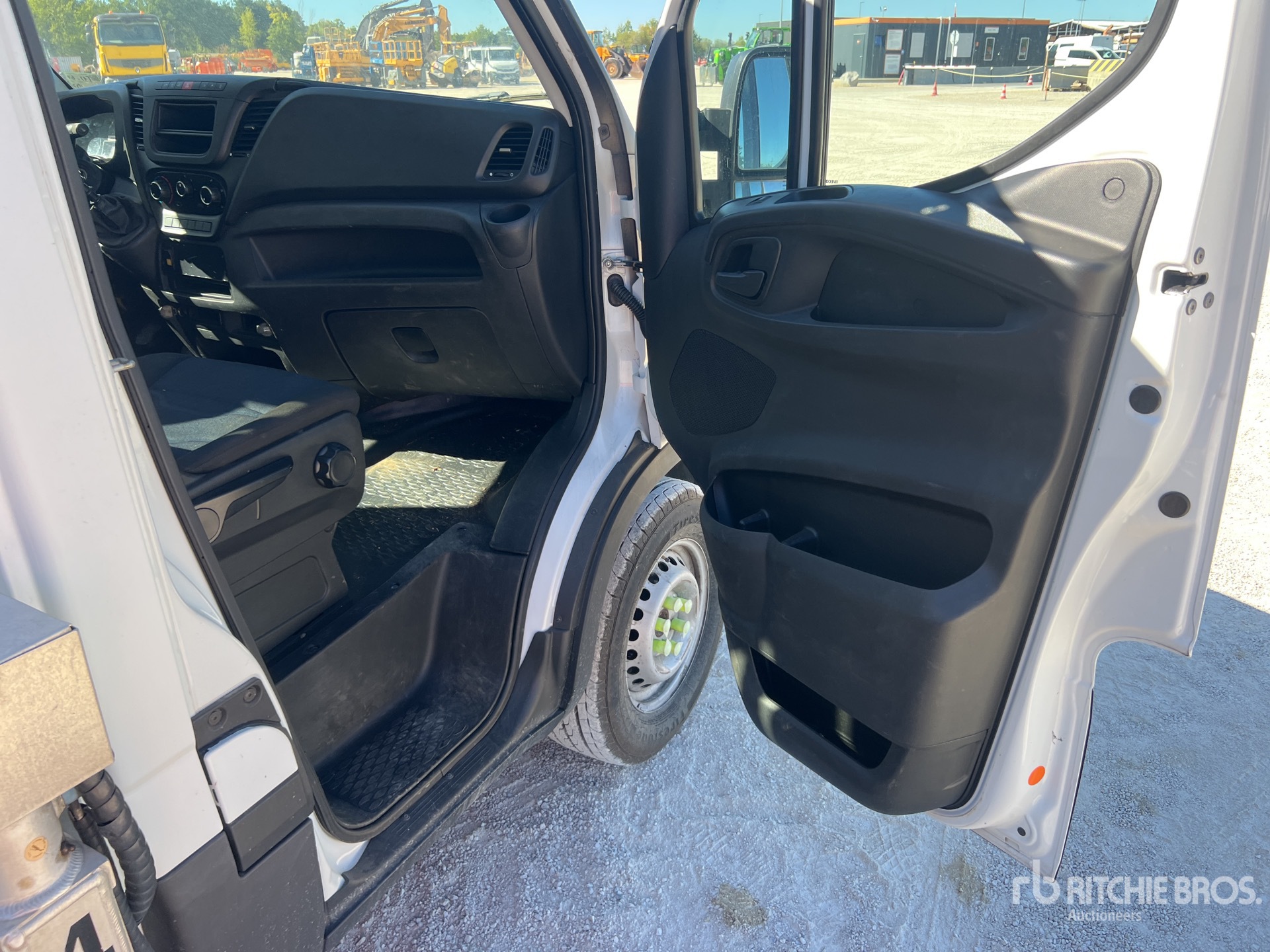 2017 Iveco DAILY 35-120