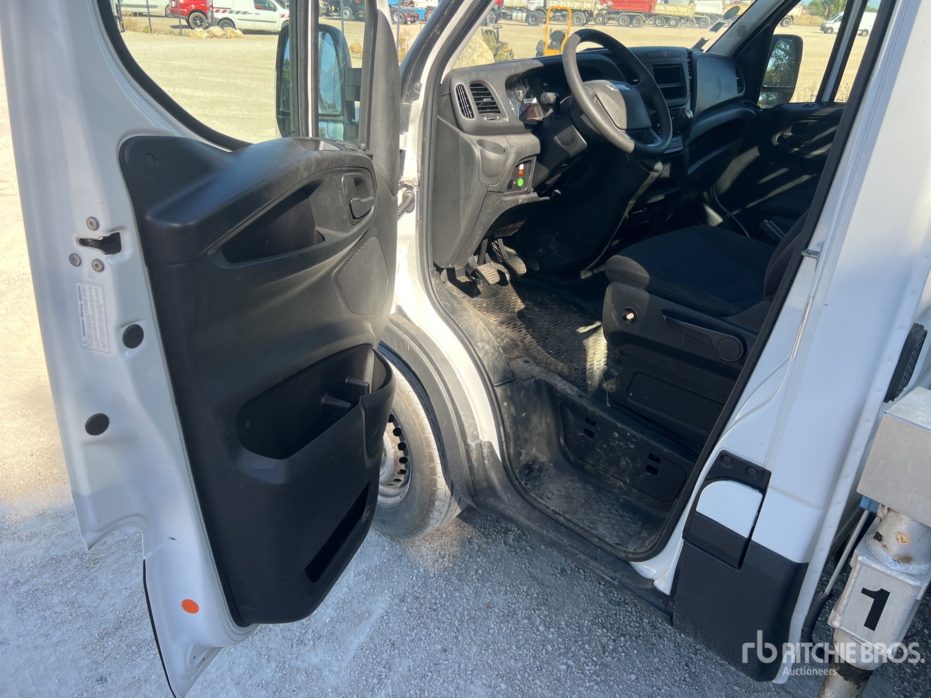 2017 Iveco DAILY 35-120